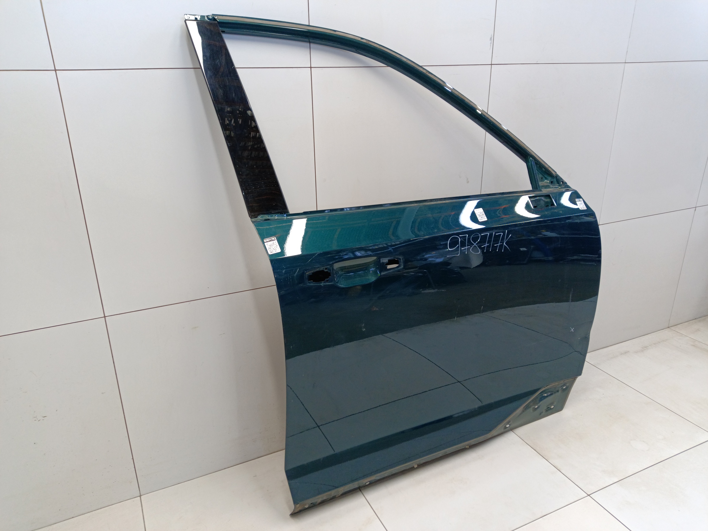 Дверь передняя правая GAC GS8 2