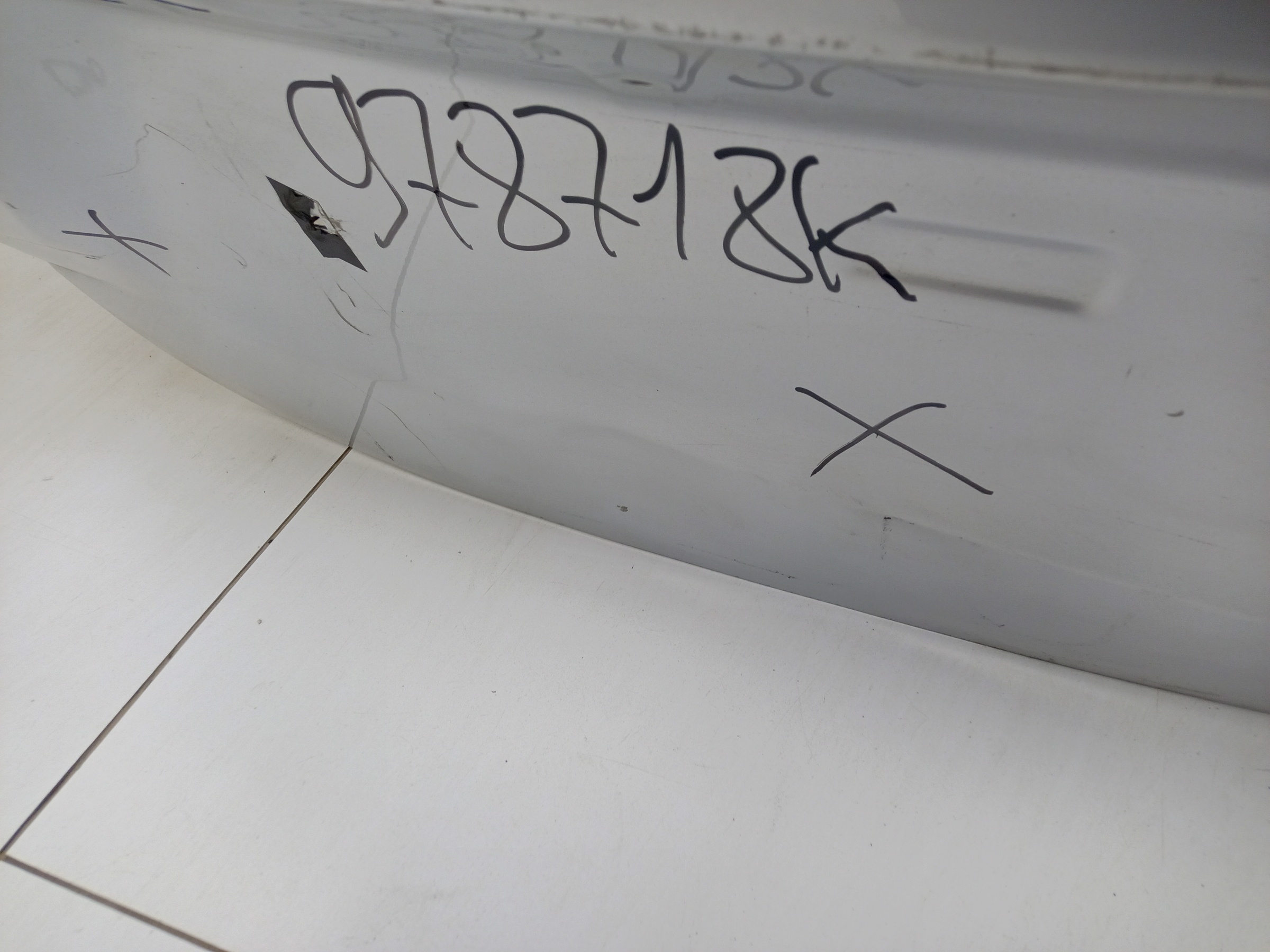 Крышка багажника Lada Granta Sedan 1 Restail