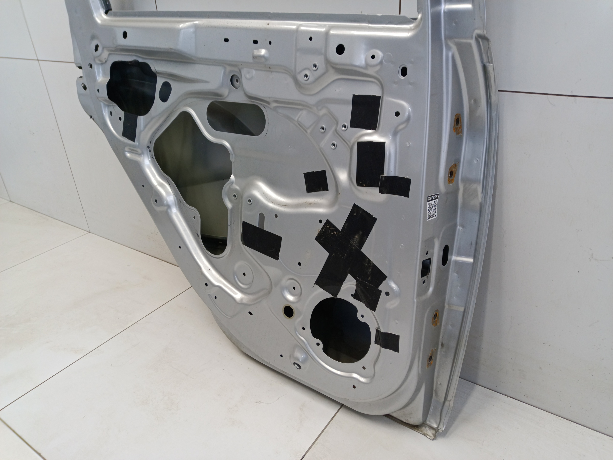 Дверь задняя левая Lada Vesta Sedan