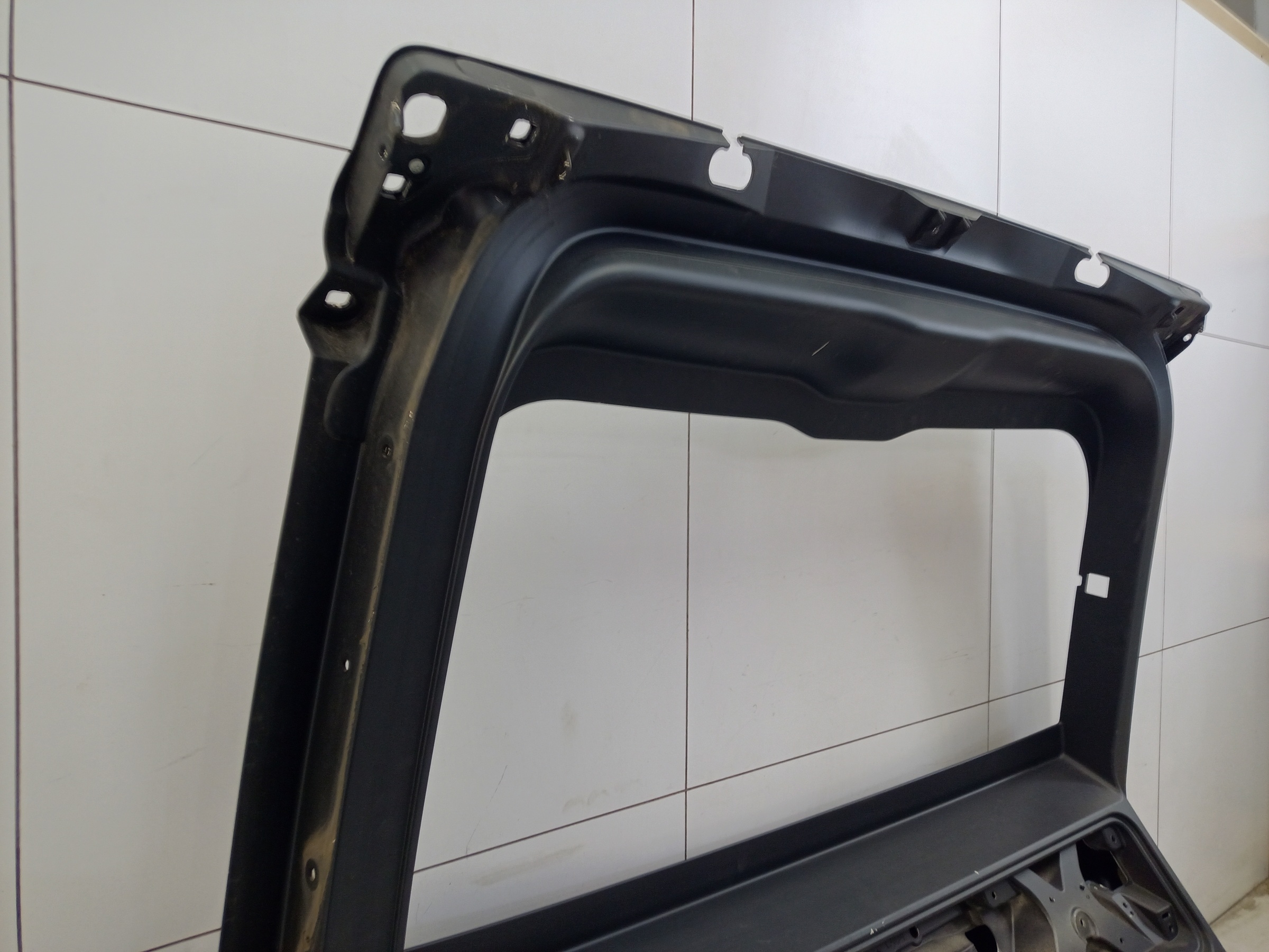 Крышка багажника Land Rover Range Rover Sport 2