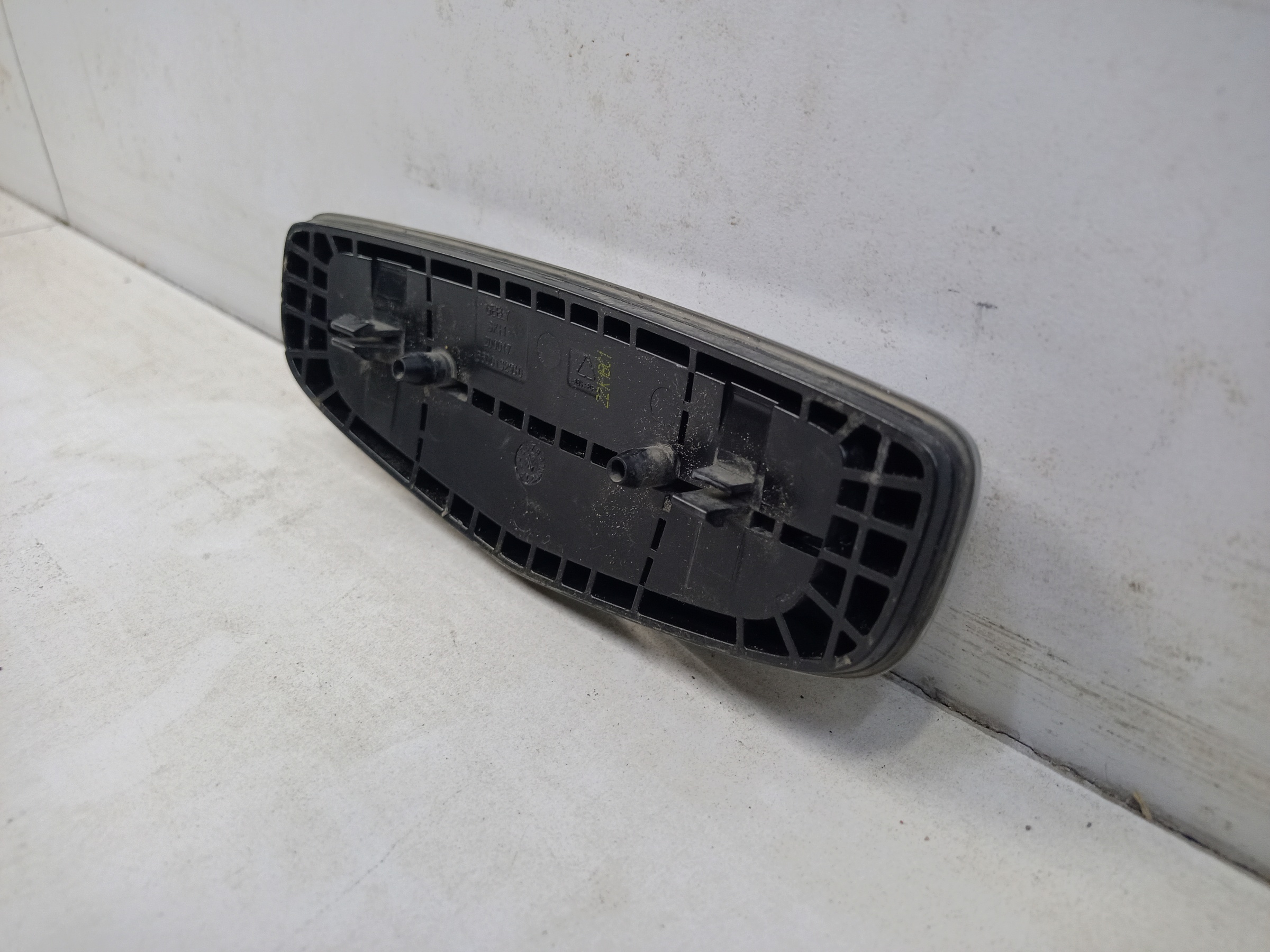 Эмблема решетки радиатора Geely Coolray