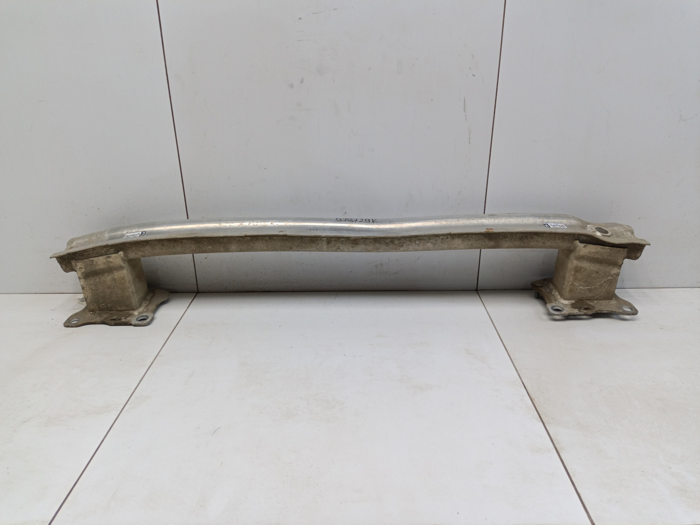 Усилитель заднего бампера Audi A4 B9 Sedan