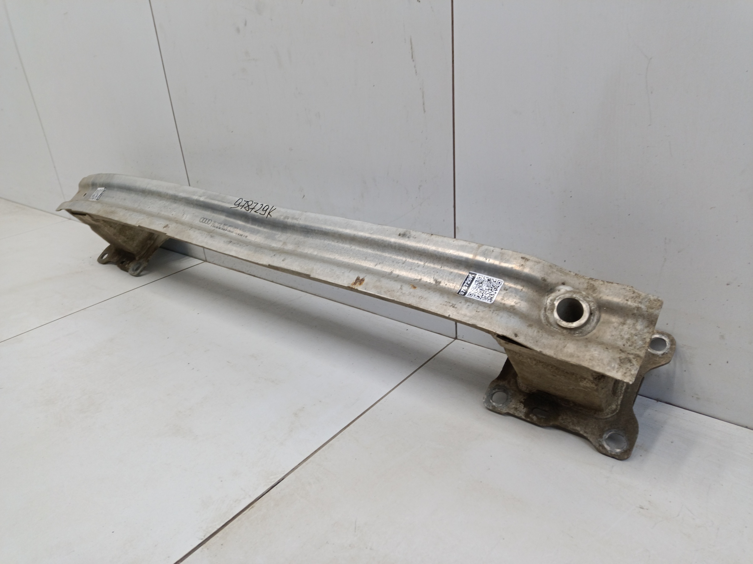 Усилитель заднего бампера Audi A4 B9 Sedan