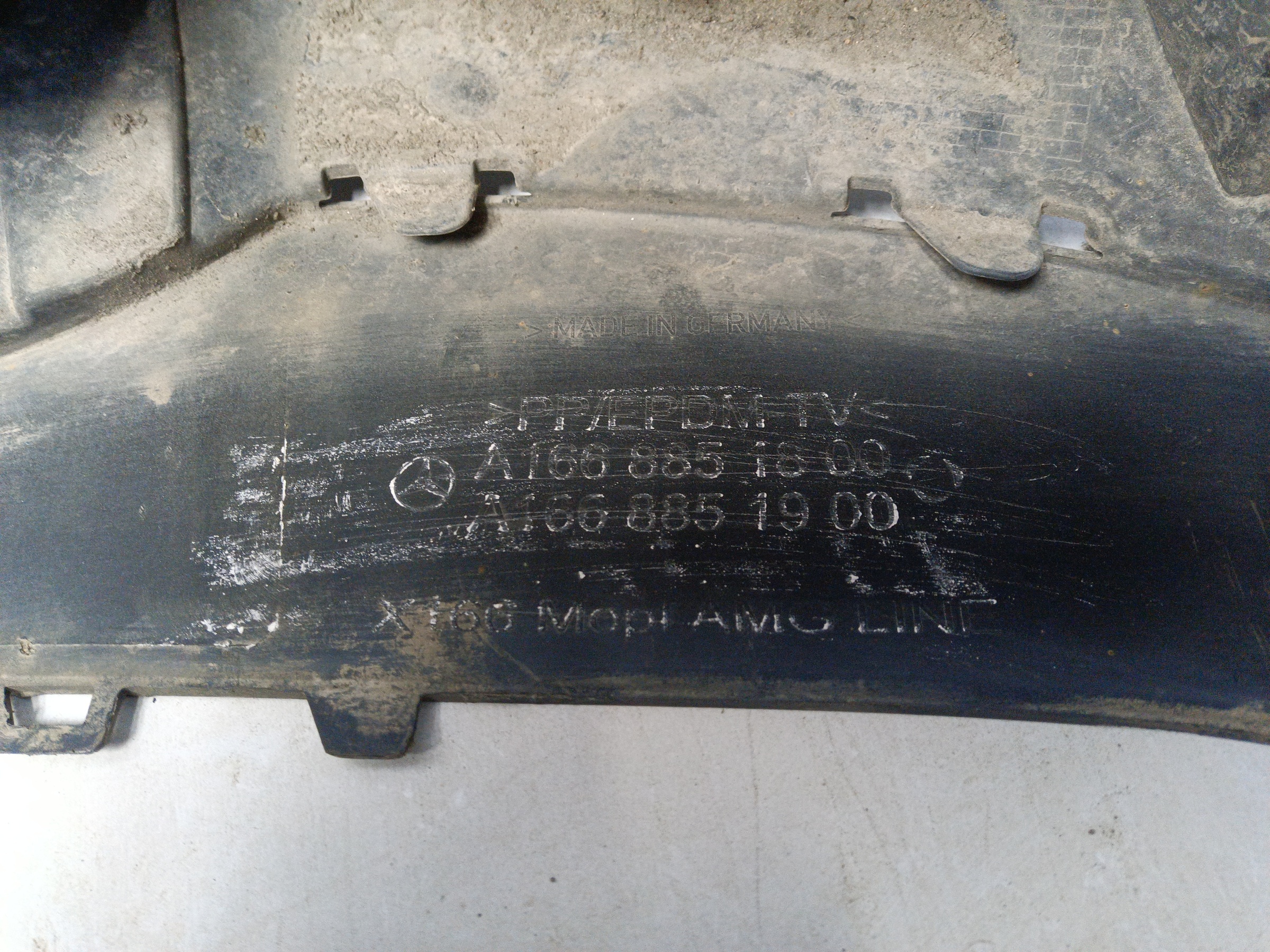 Бампер передний Mercedes Benz GL-klasse X166 AMG