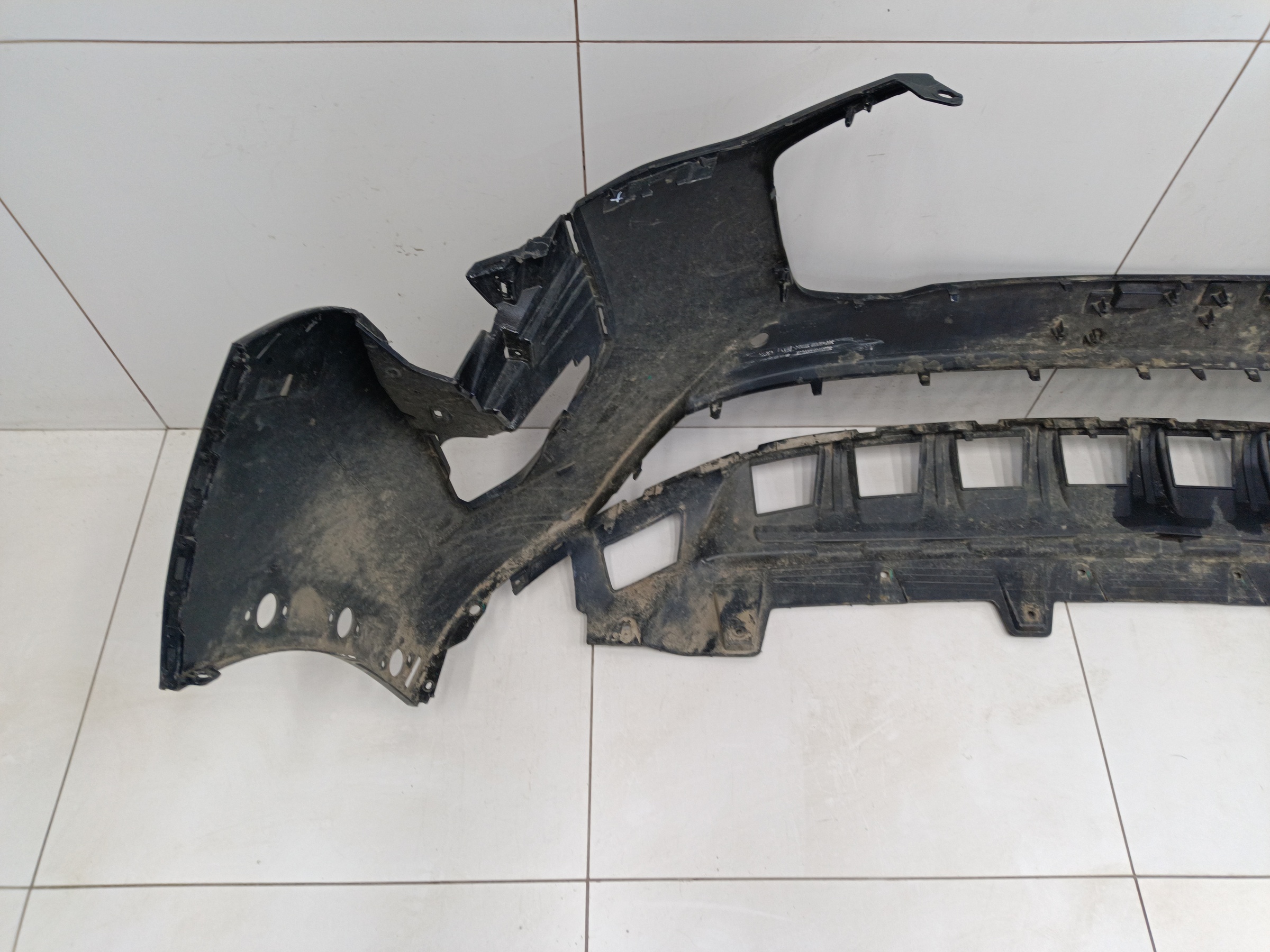 Бампер передний Haval Jolion Restail с отверстиями под накладки