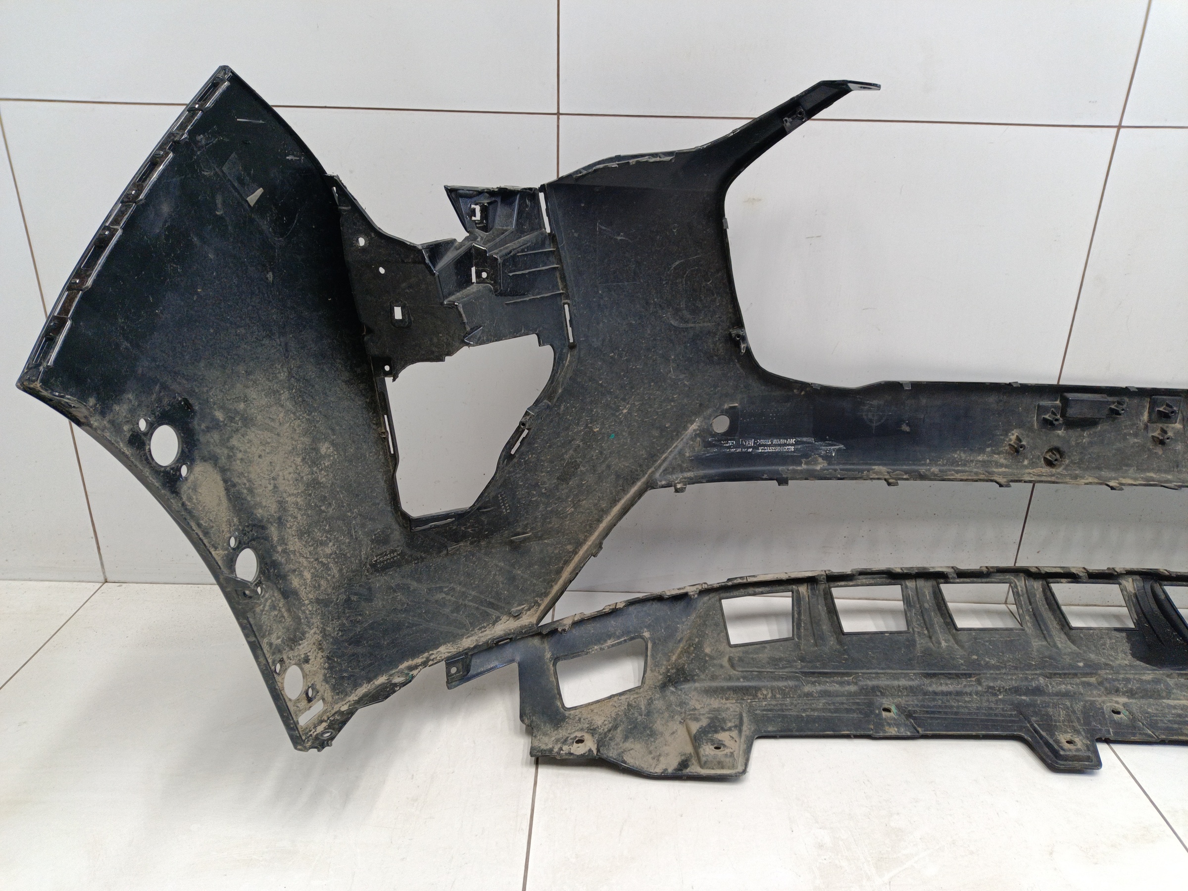 Бампер передний Haval Jolion Restail с отверстиями под накладки