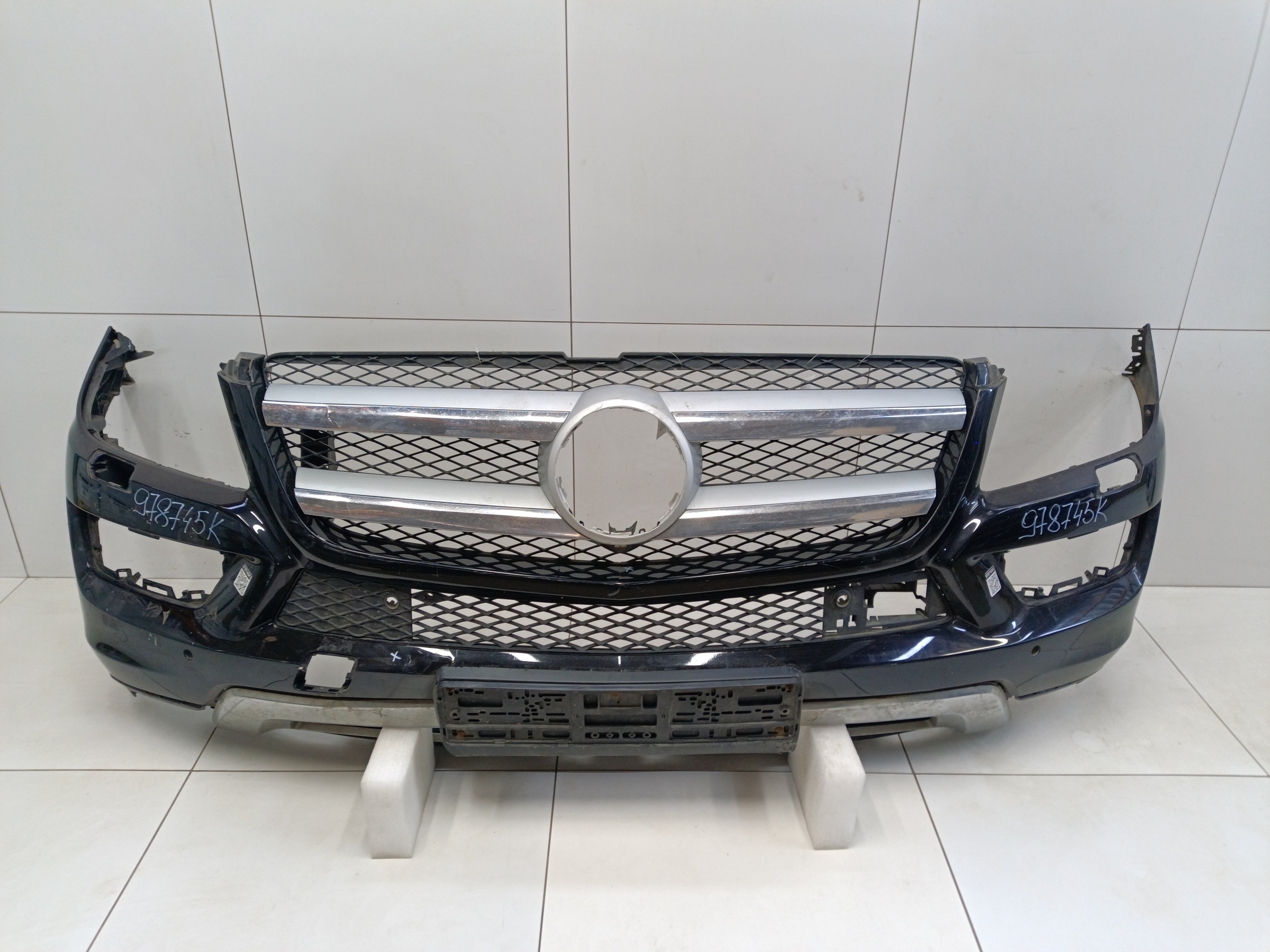 Бампер передний Mercedes Benz GL-klasse X166