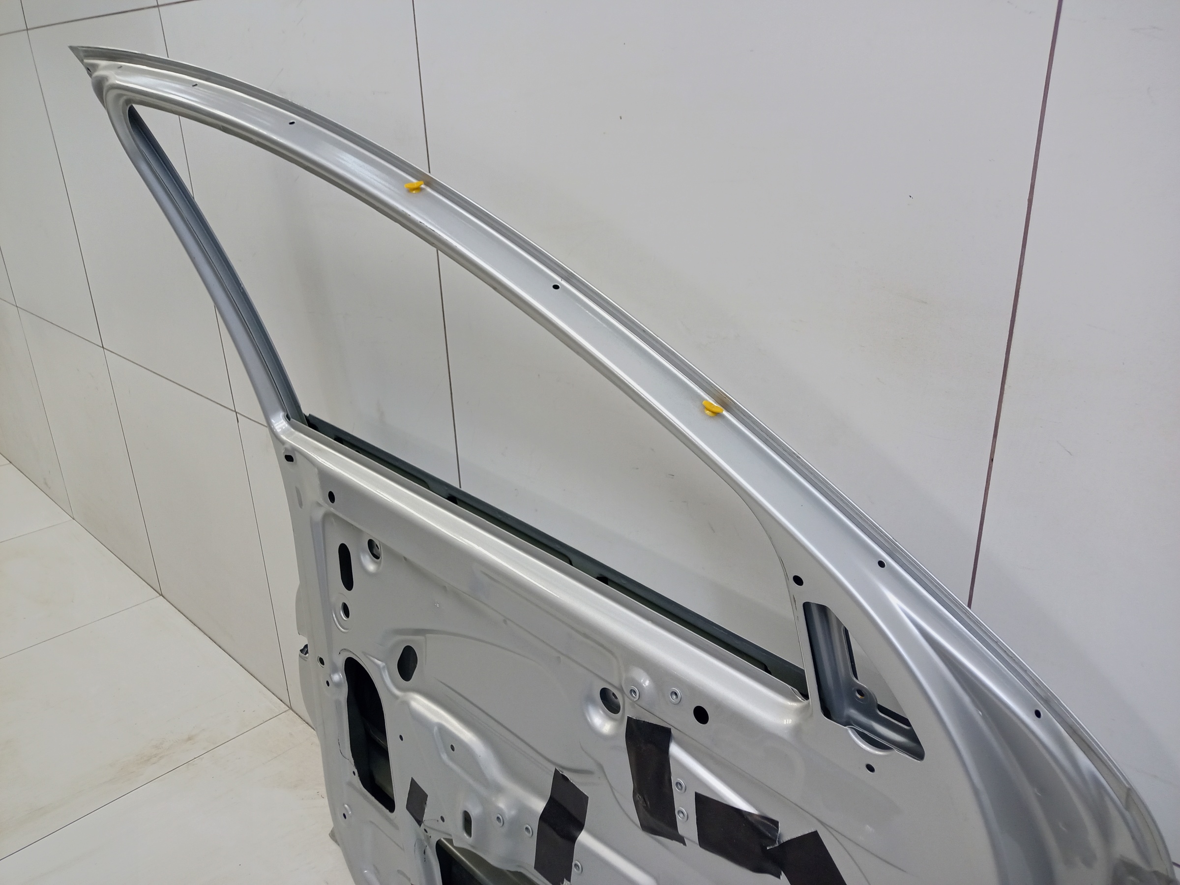 Дверь передняя левая Lada Vesta