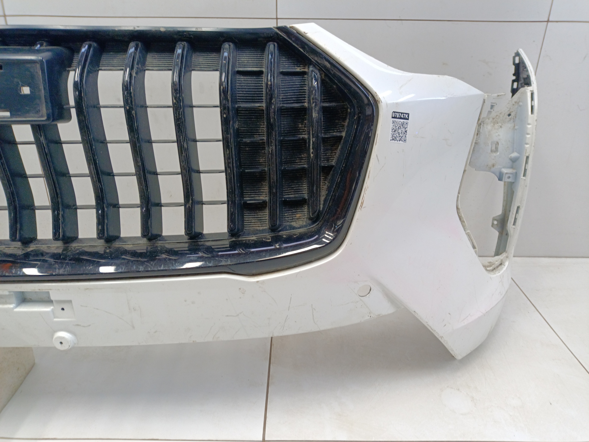 Бампер передний Haval Jolion Restail с отверстиями под накладки