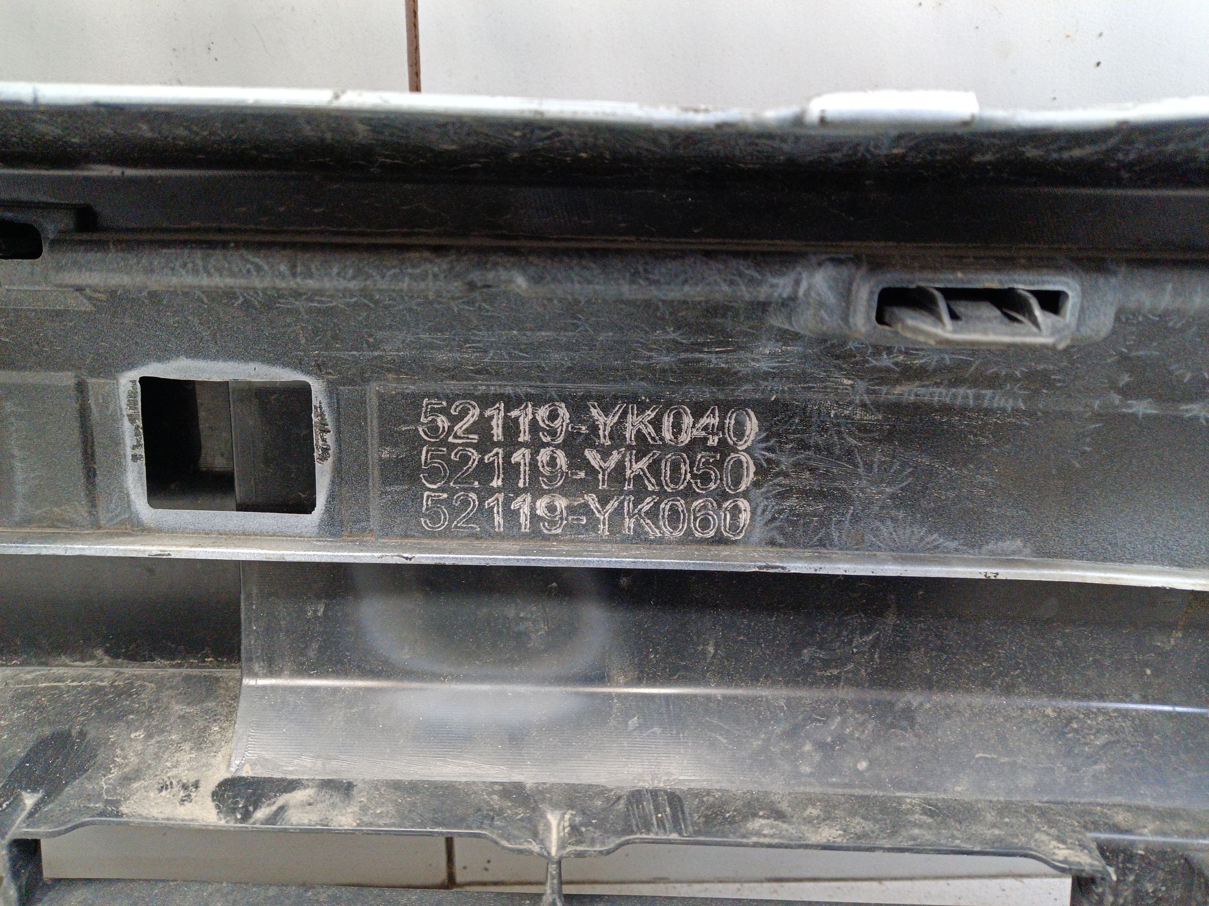 Бампер передний Toyota RAV4 XA50 Restail