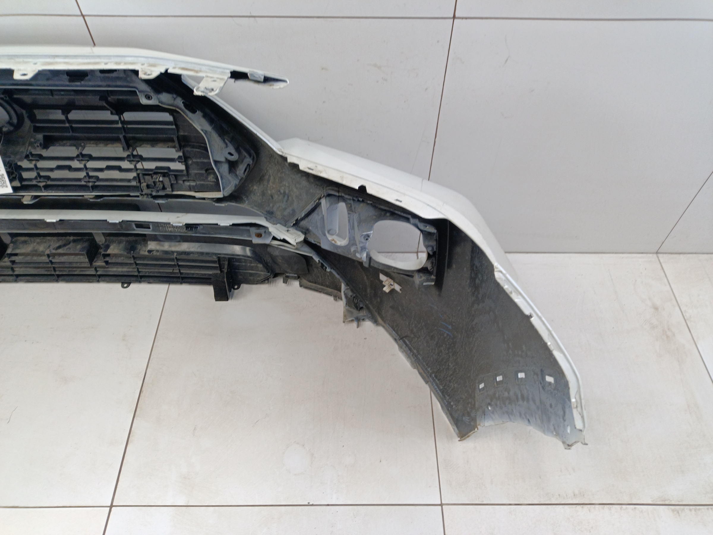 Бампер передний Toyota RAV4 XA50 Restail