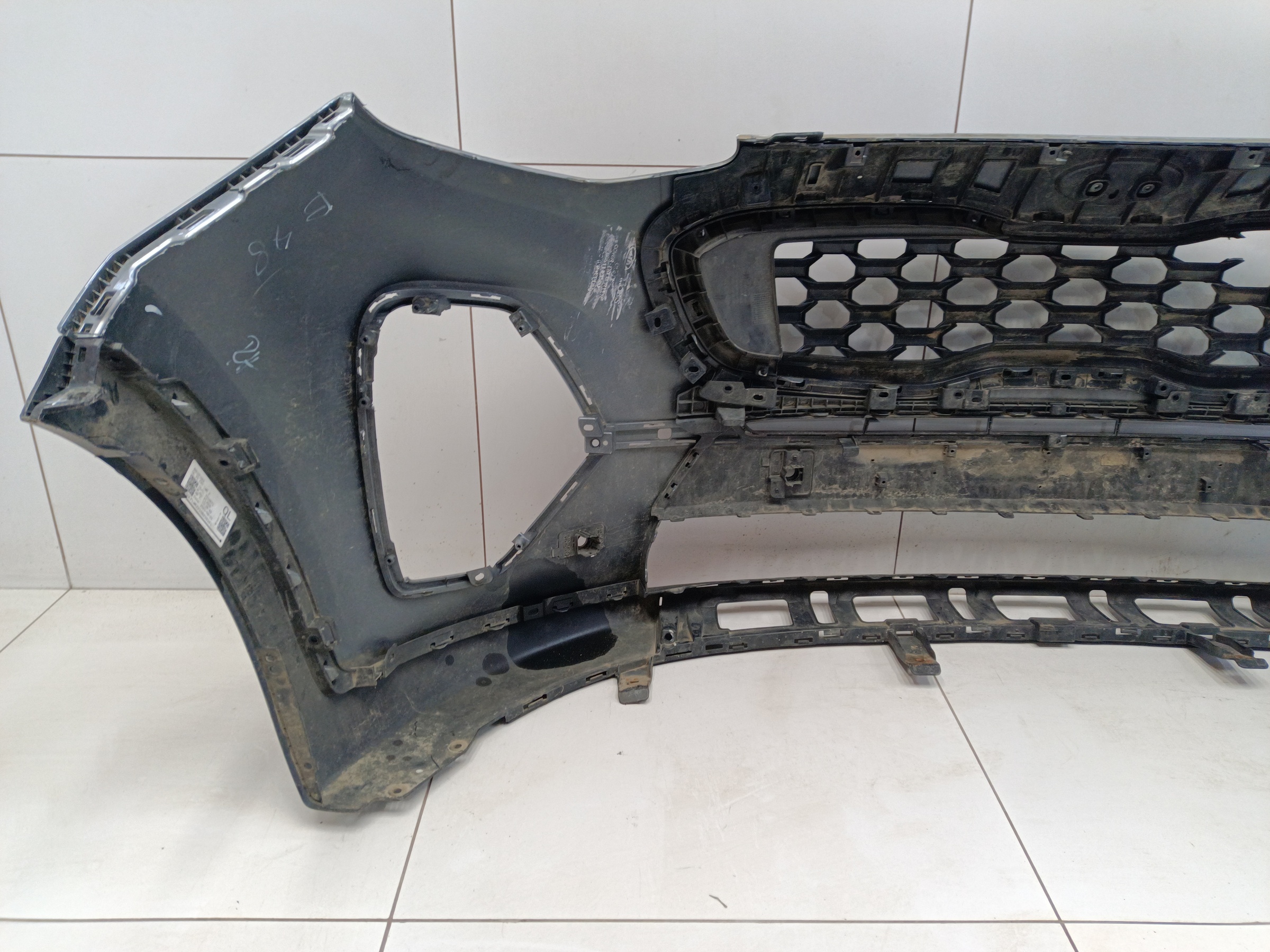 Бампер передний Kia Sportage 4 Restail