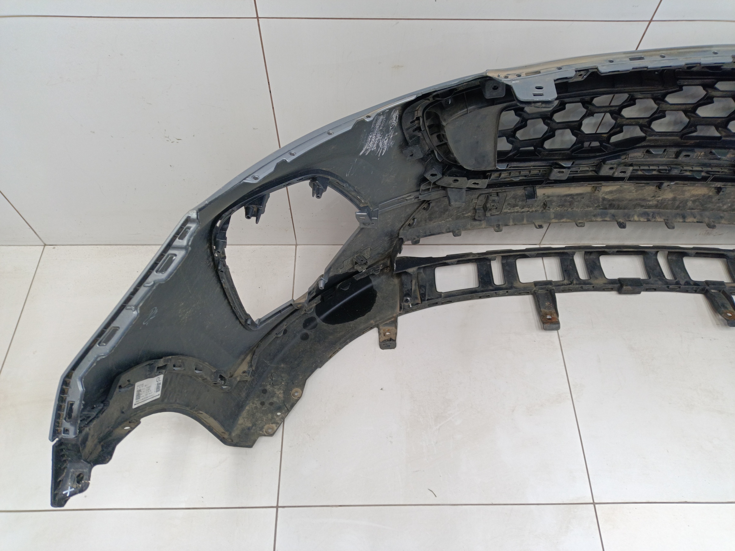 Бампер передний Kia Sportage 4 Restail