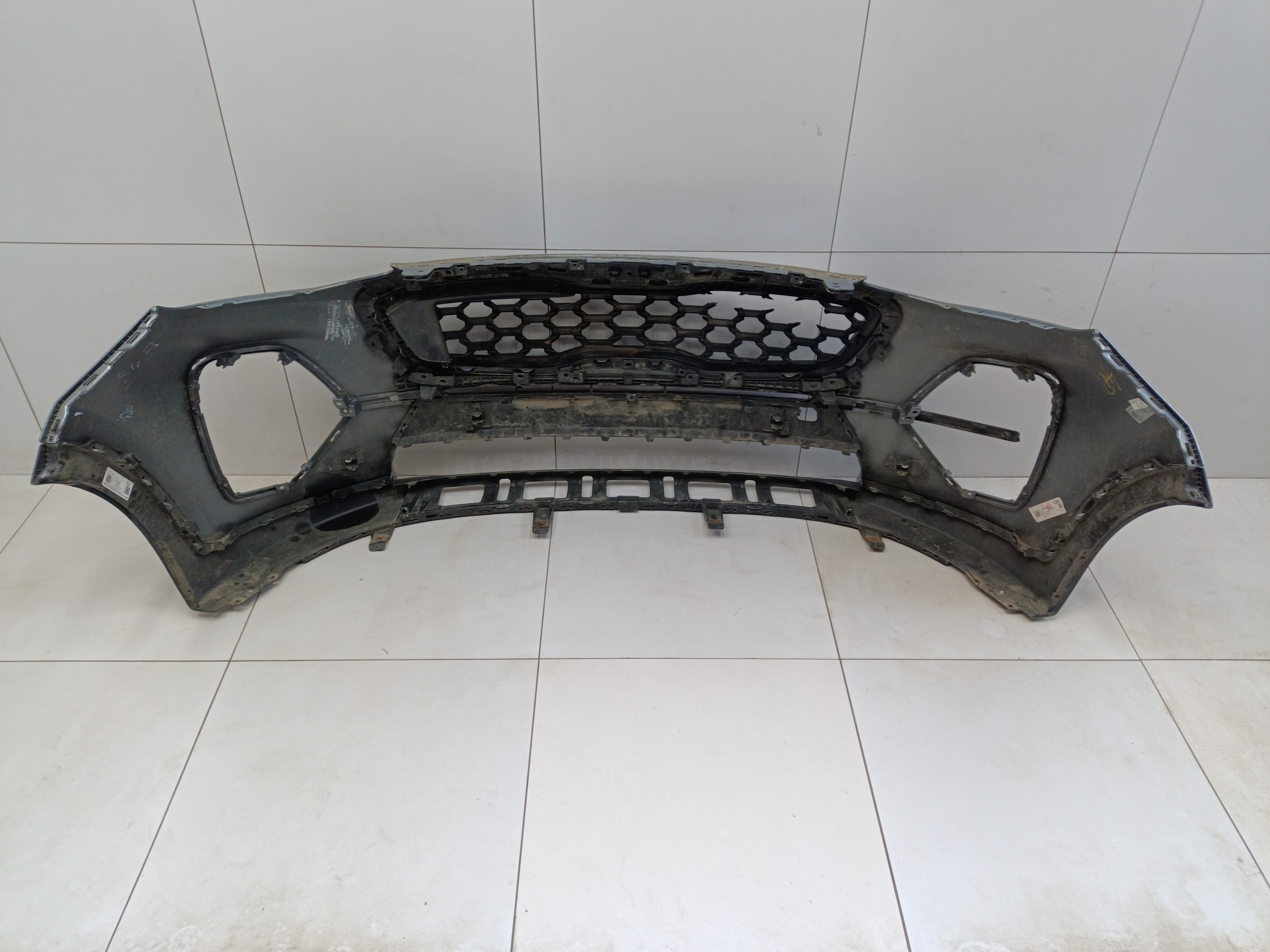 Бампер передний Kia Sportage 4 Restail