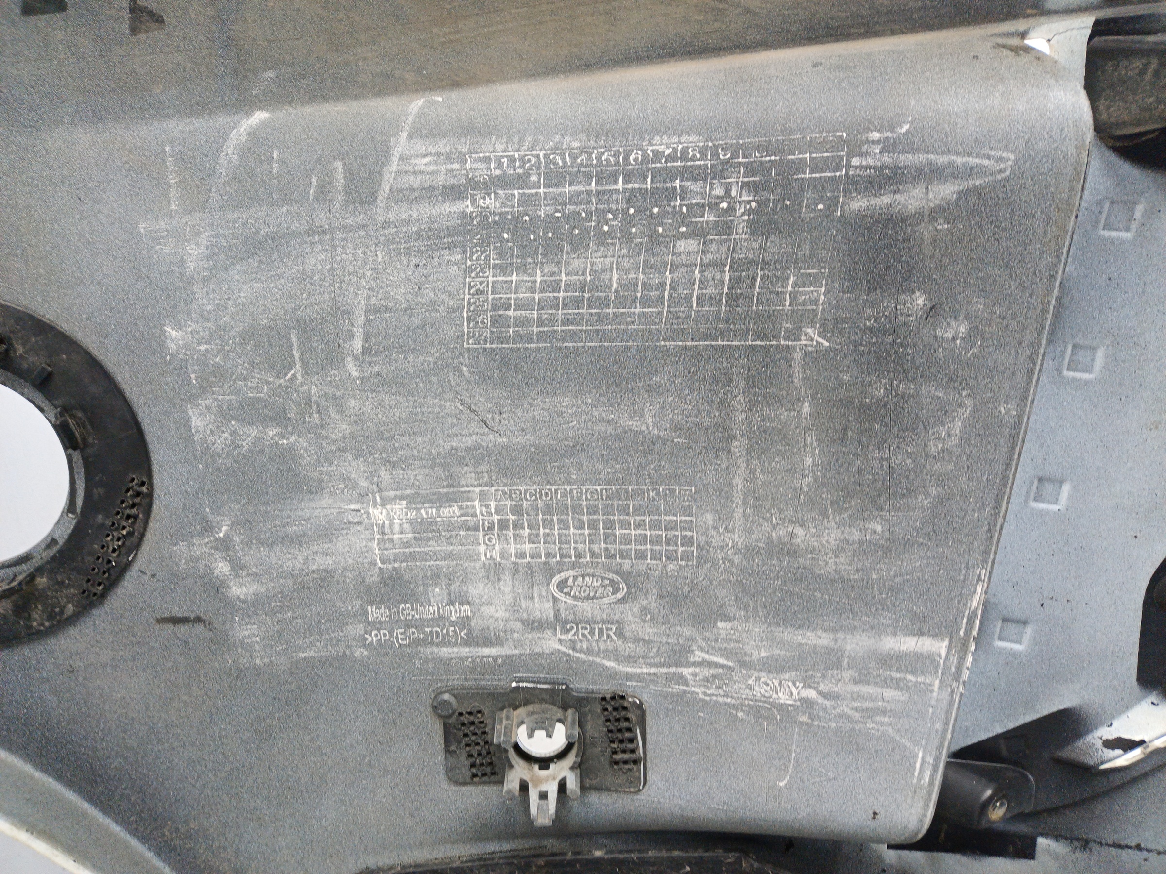 Бампер передний Land Rover Range Rover Evoque 2