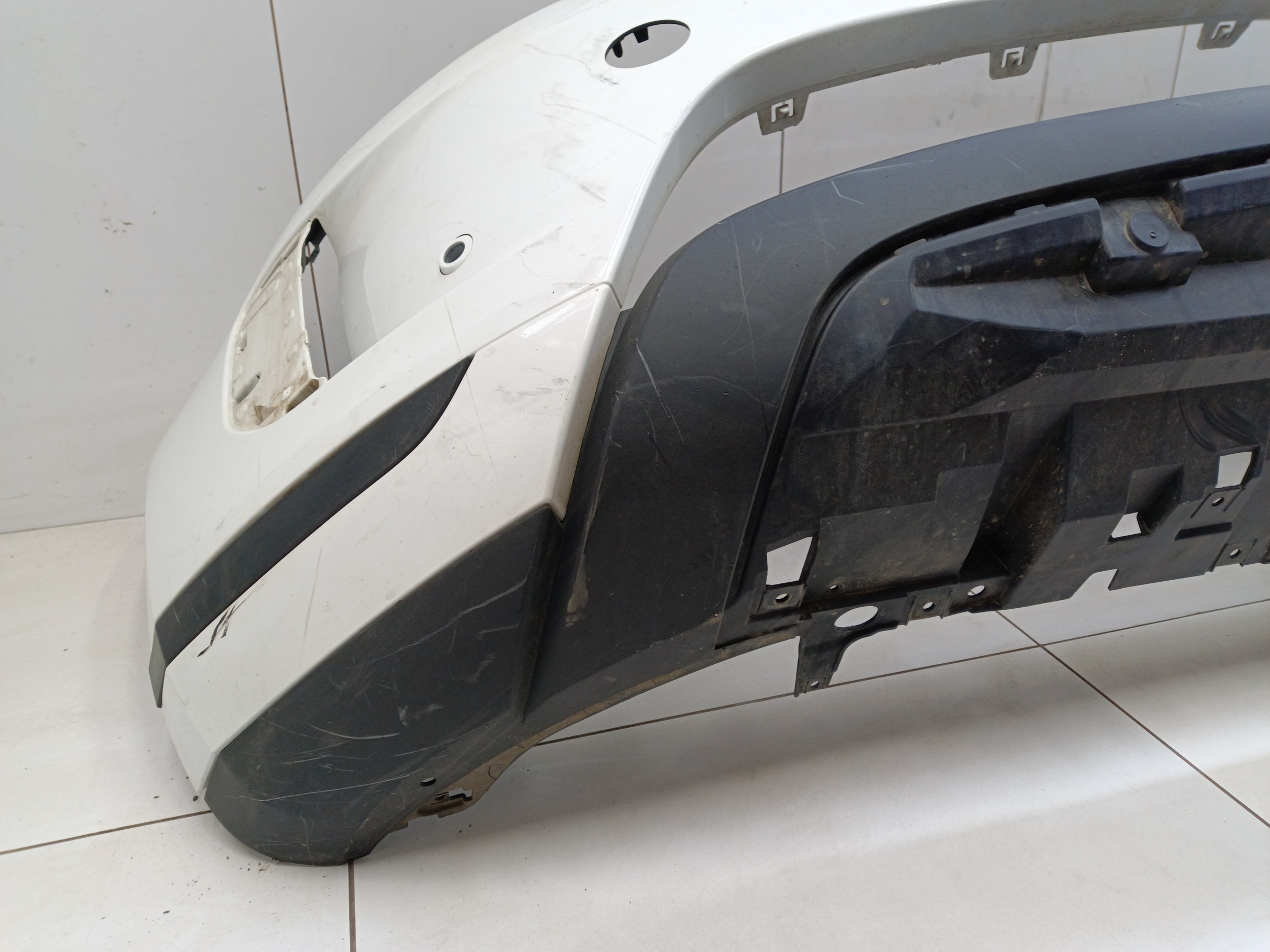 Бампер передний Land Rover Range Rover Evoque 2