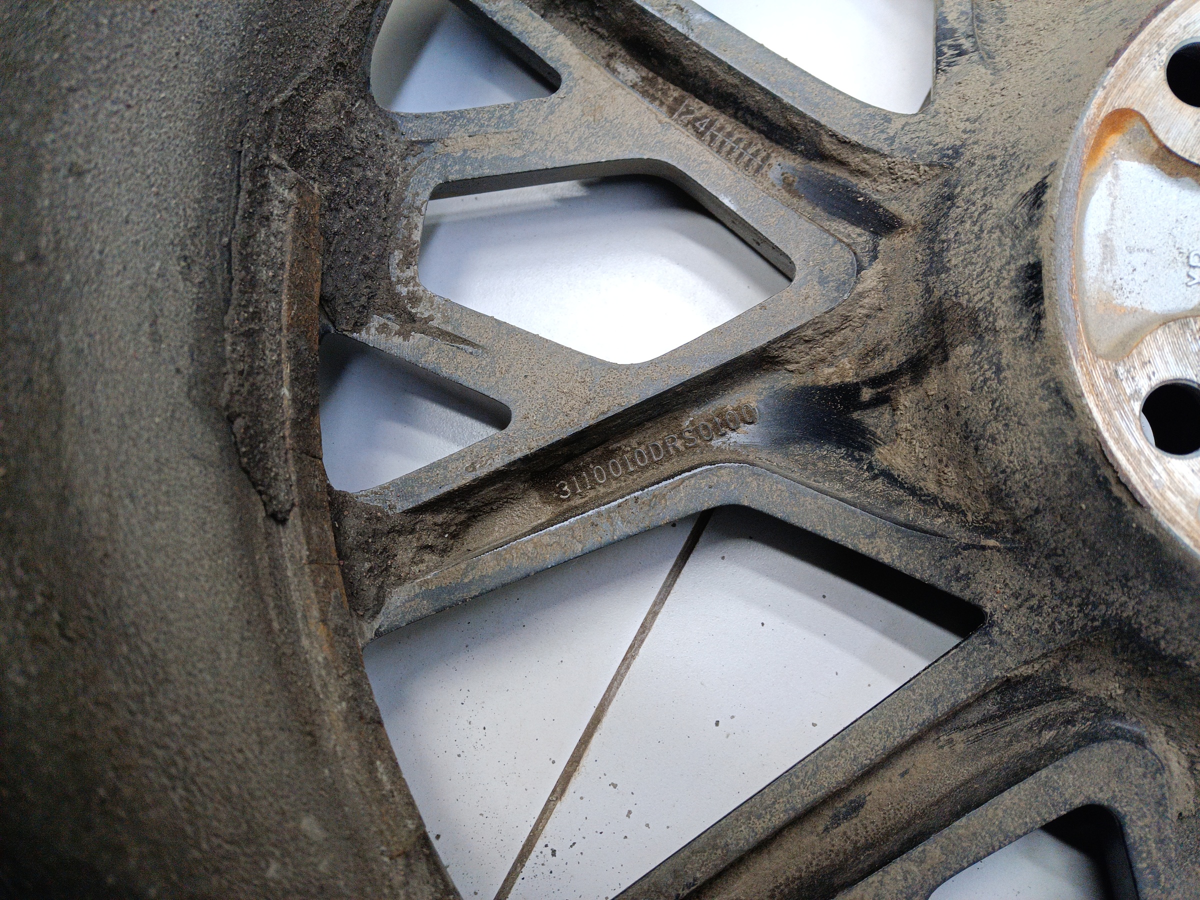 Диск колеса литой GAC GS8 2 R20