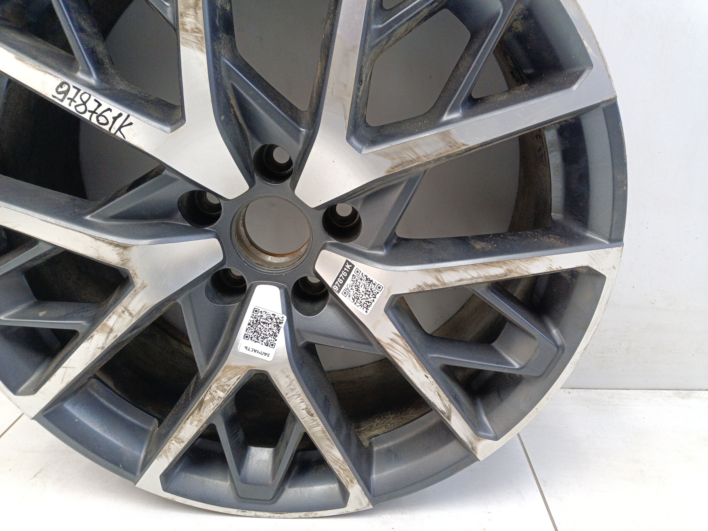 Диск колеса литой GAC GS8 2 R20