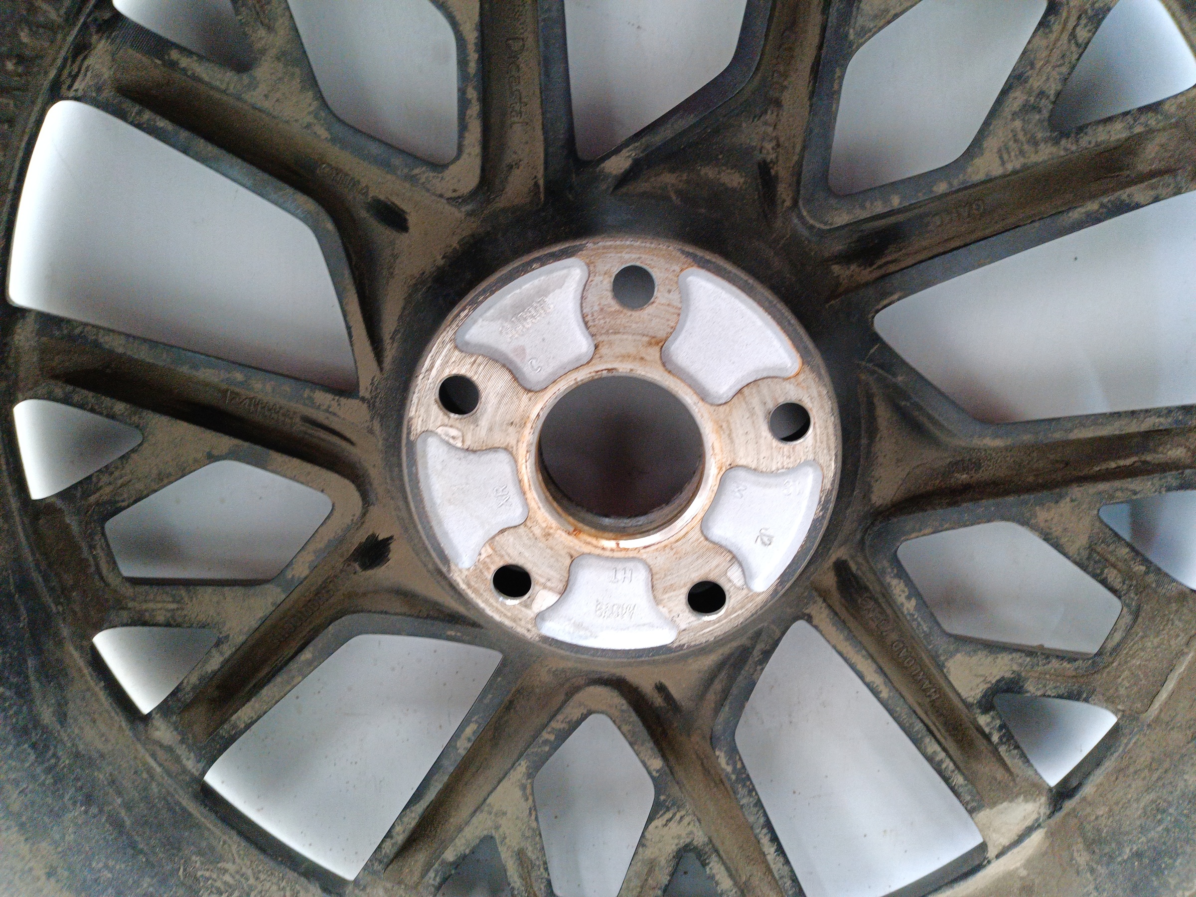 Диск колеса литой GAC GS8 2 R20