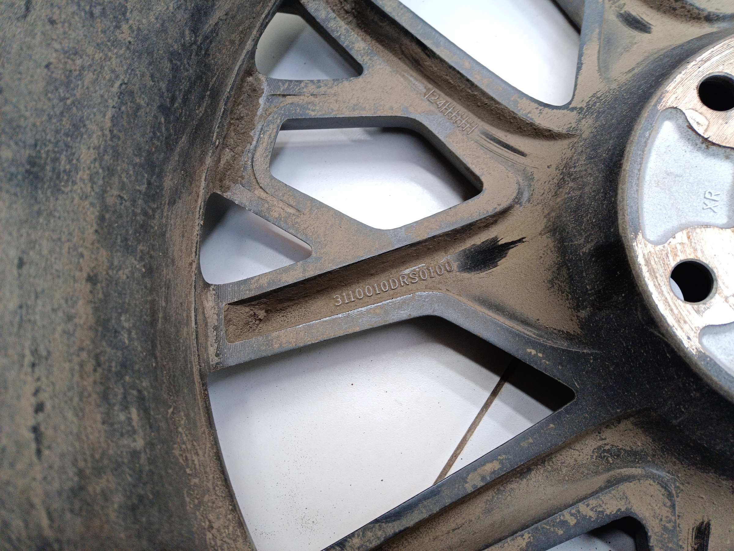 Диск колеса литой GAC GS8 2 R20