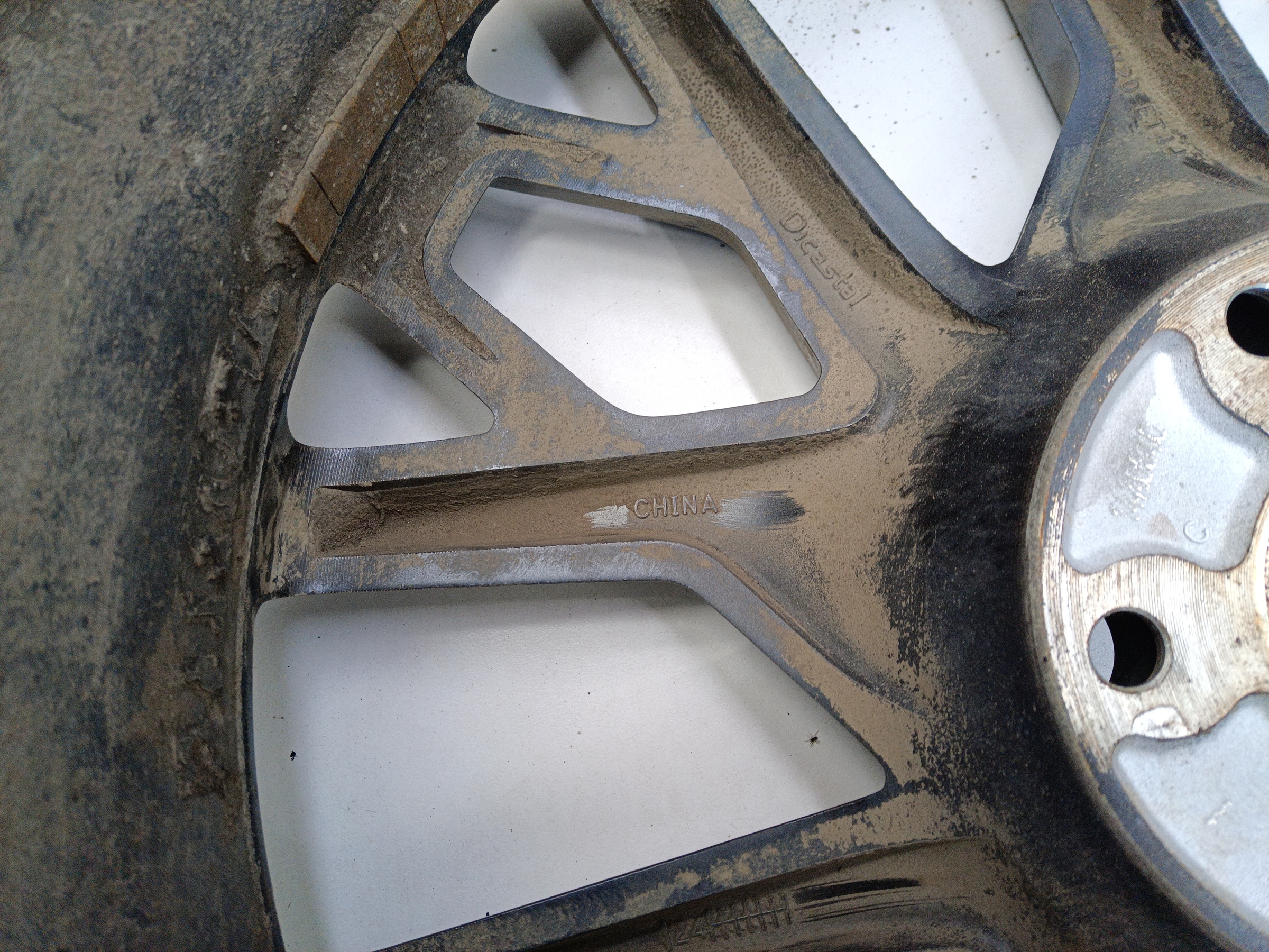 Диск колеса литой GAC GS8 2 R20