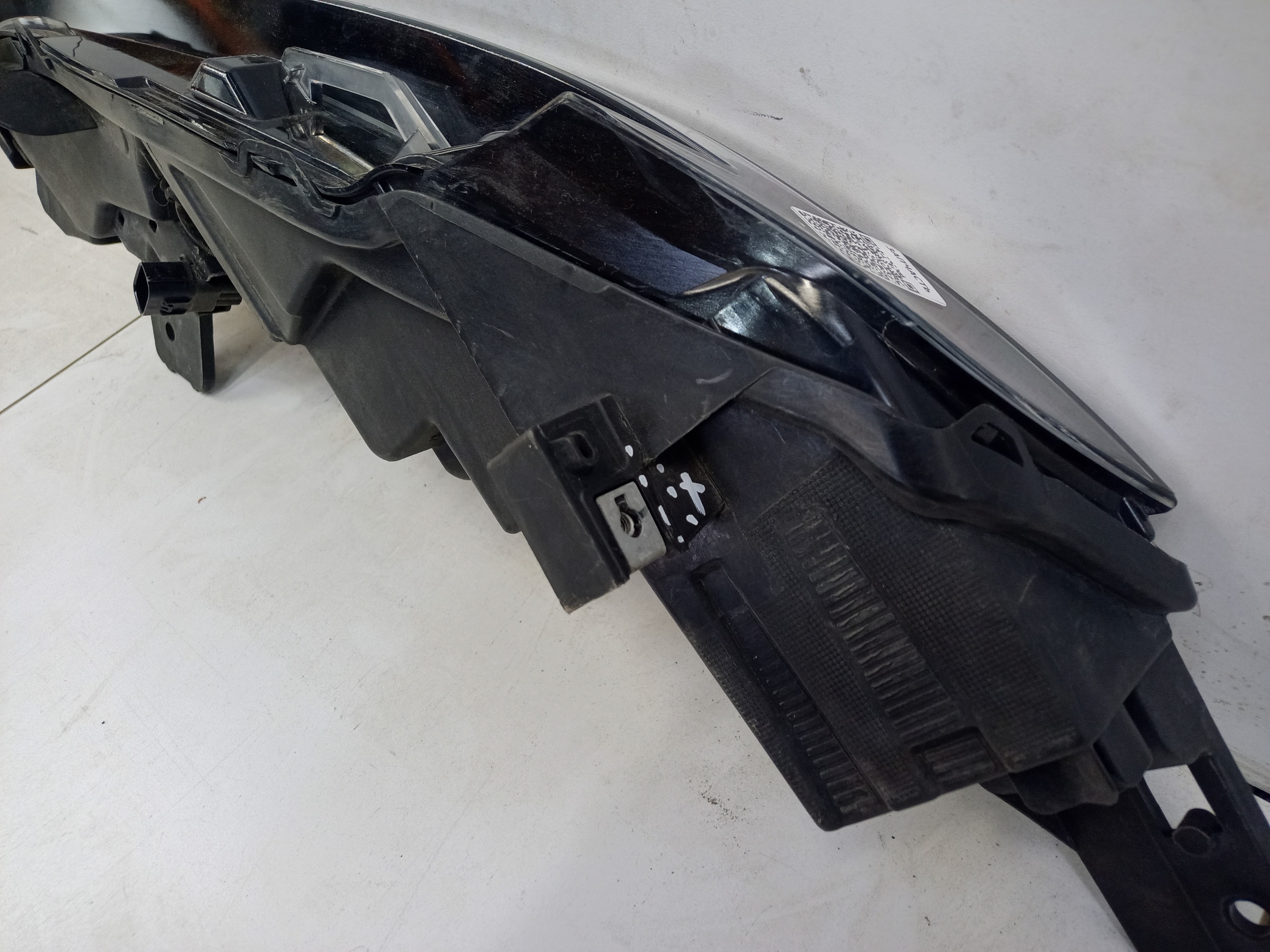 Фара ДХО передняя левая Omoda C5