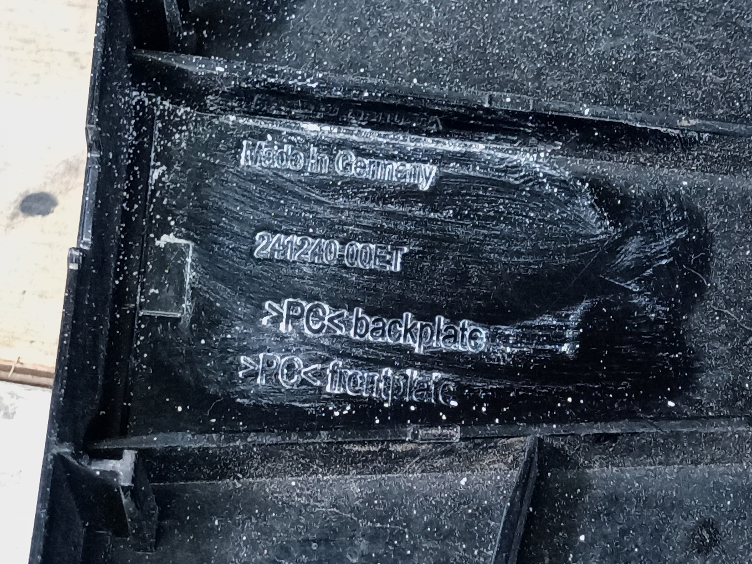 Накладка решетки радиатора Mercedes Benz S-Klasse W223 Maybach