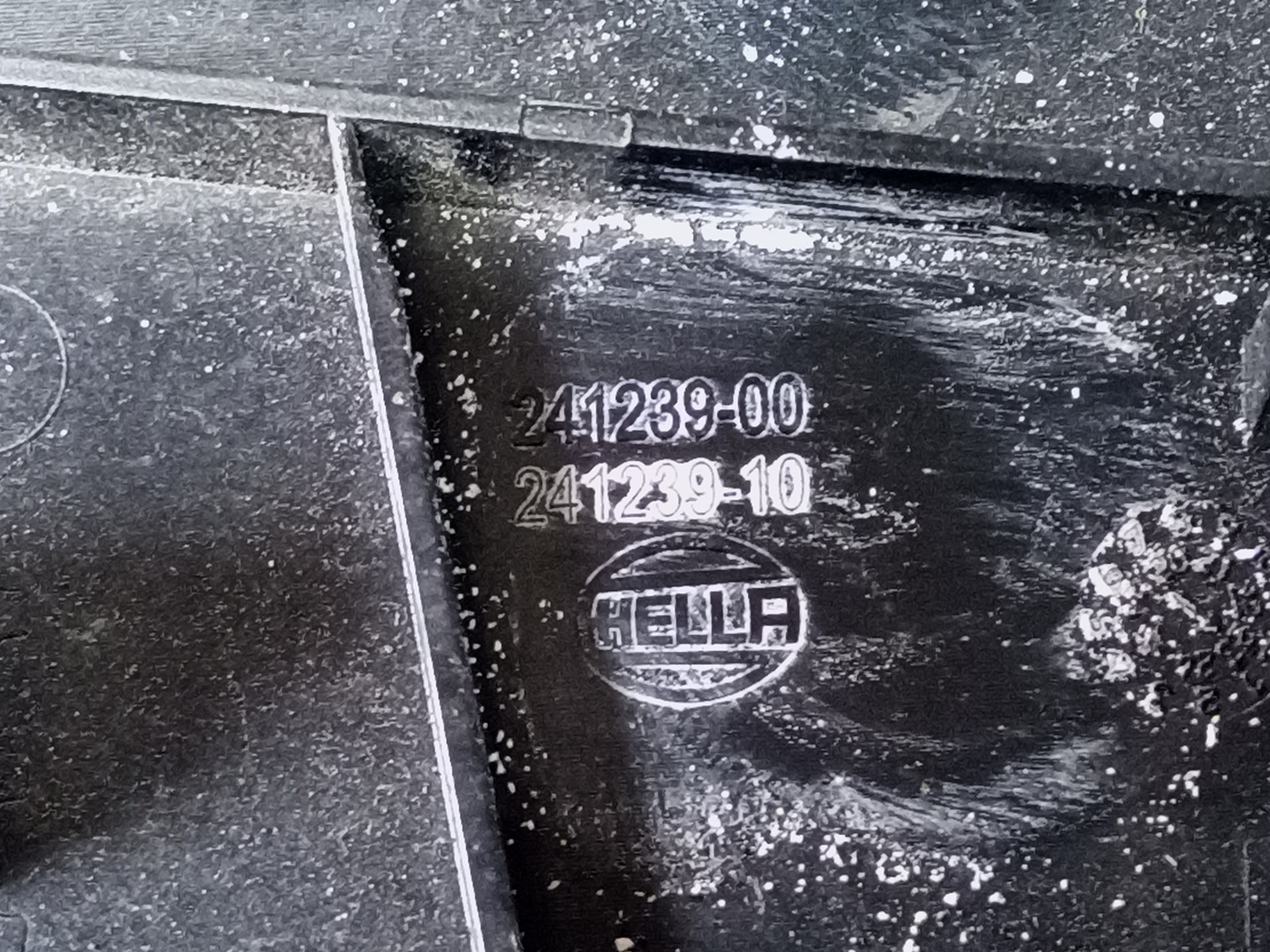 Накладка решетки радиатора Mercedes Benz S-Klasse W223 Maybach