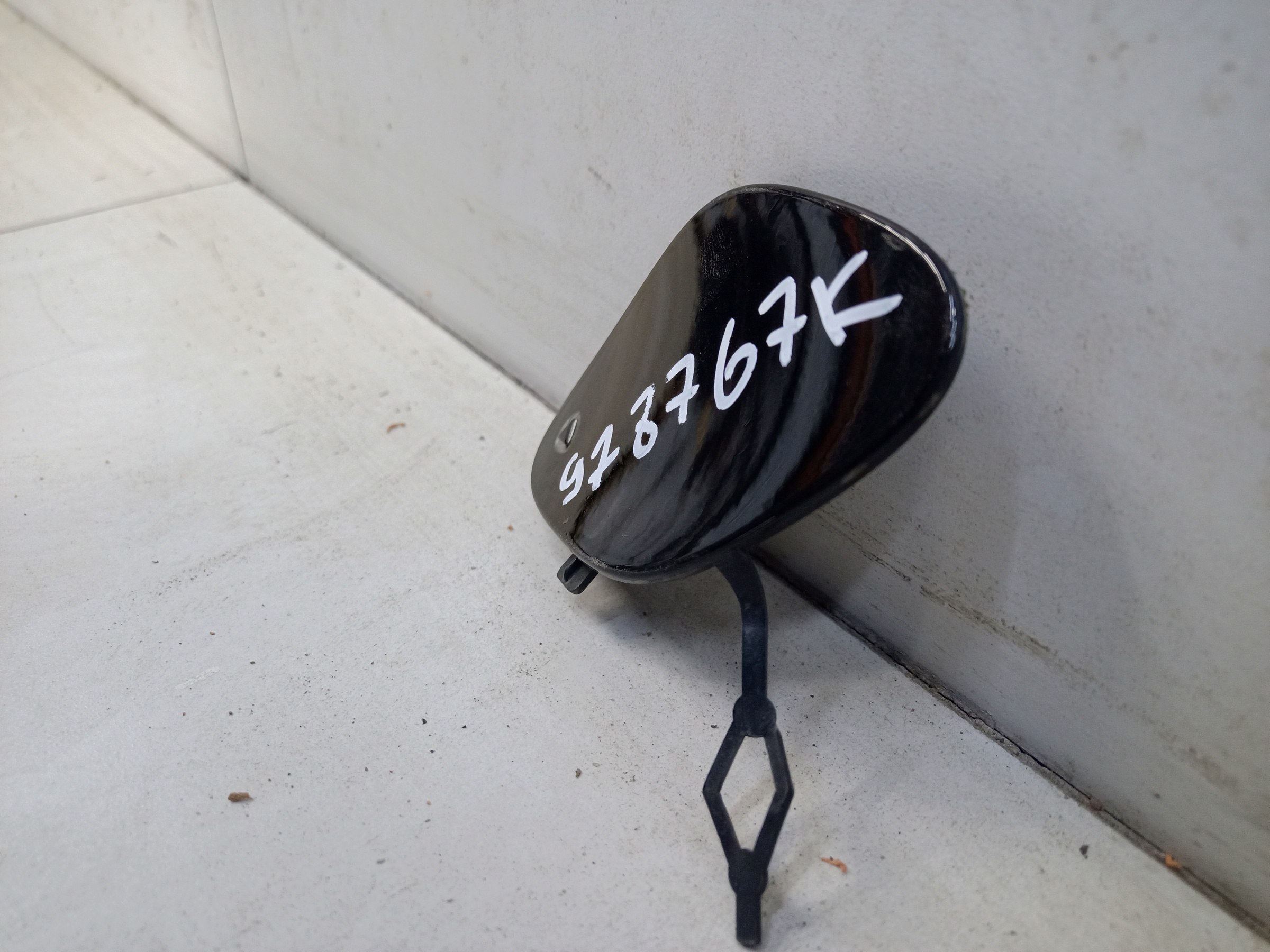 Заглушка буксировочного крюка переднего бампера Mercedes Benz S-Klasse W223 Maybach