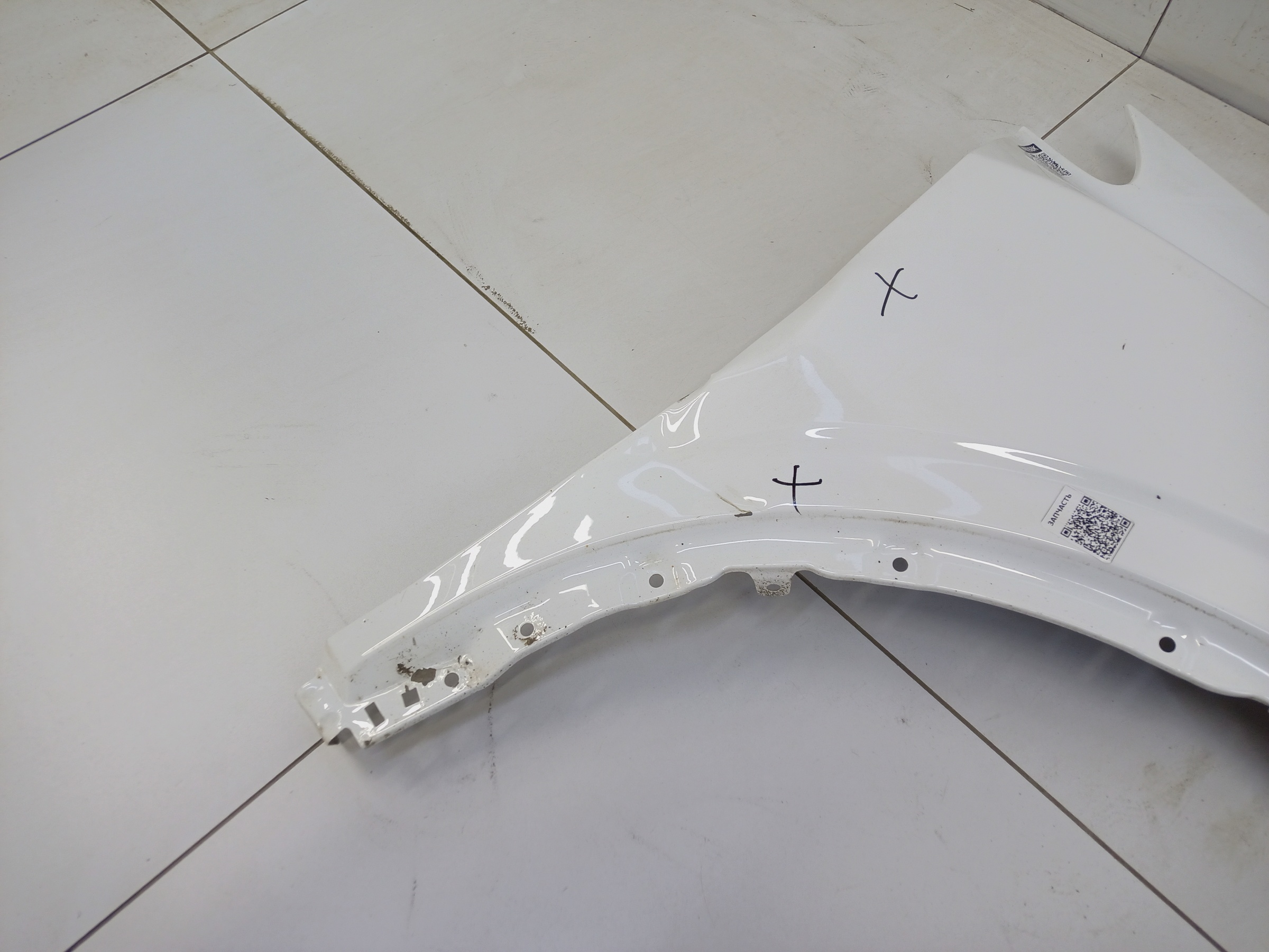 Крыло переднее правое Geely Coolray