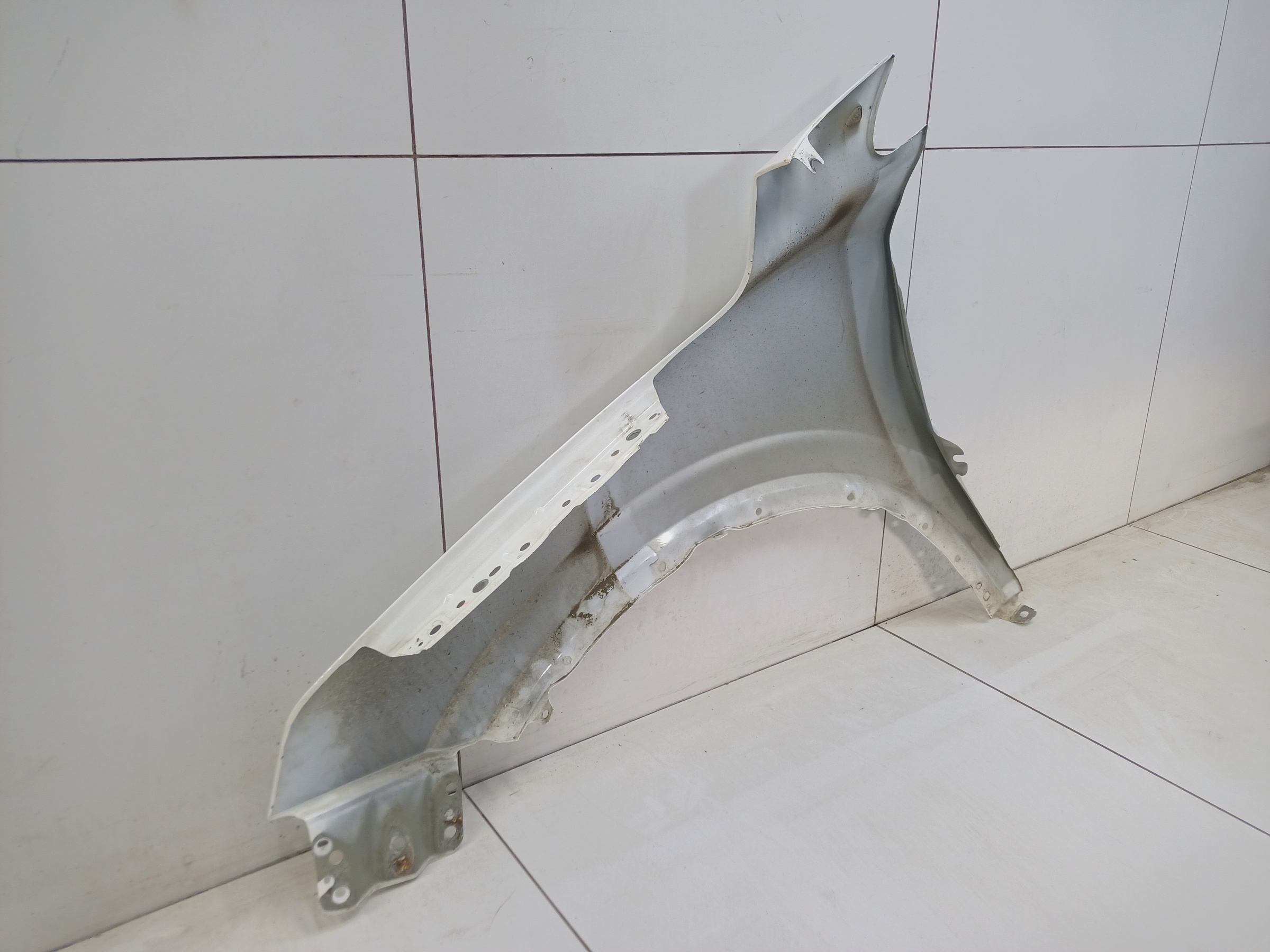 Крыло переднее правое Geely Coolray