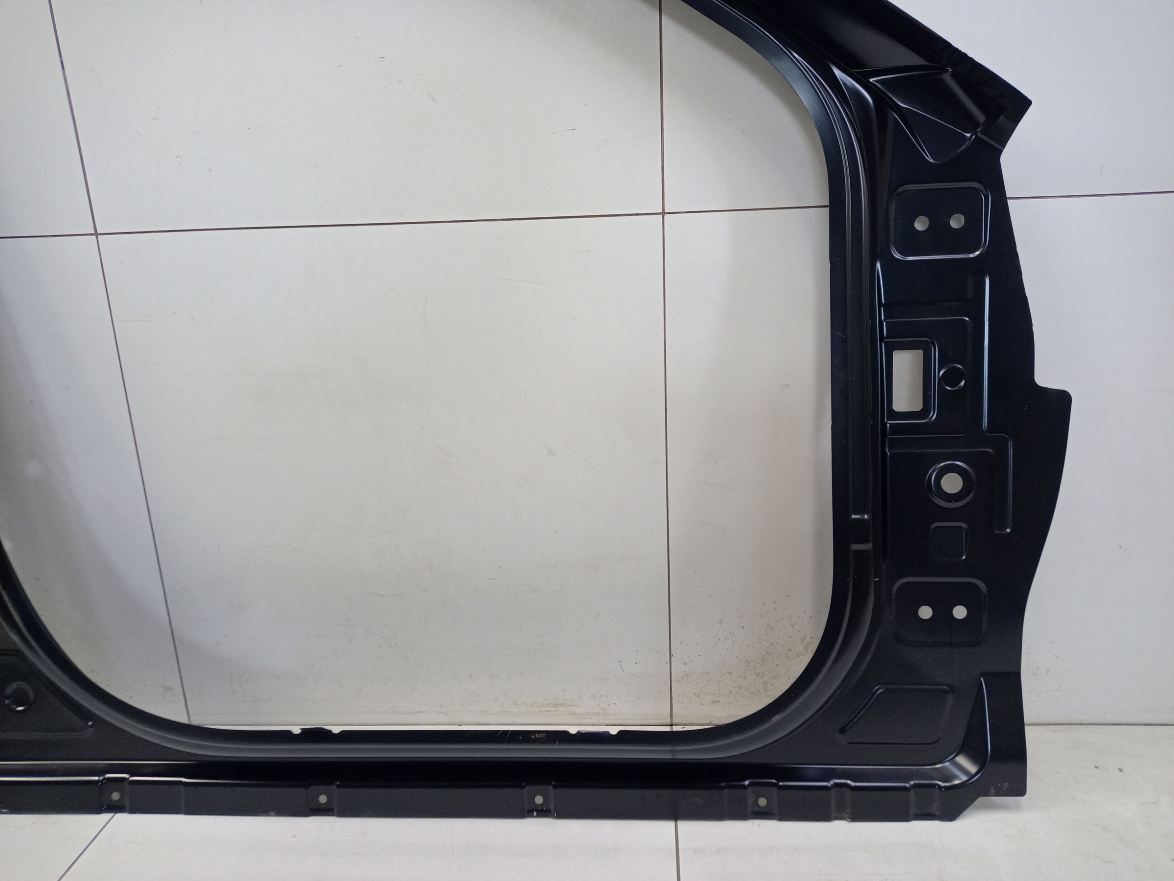 Панель кузова боковая левая Changan UNI-V