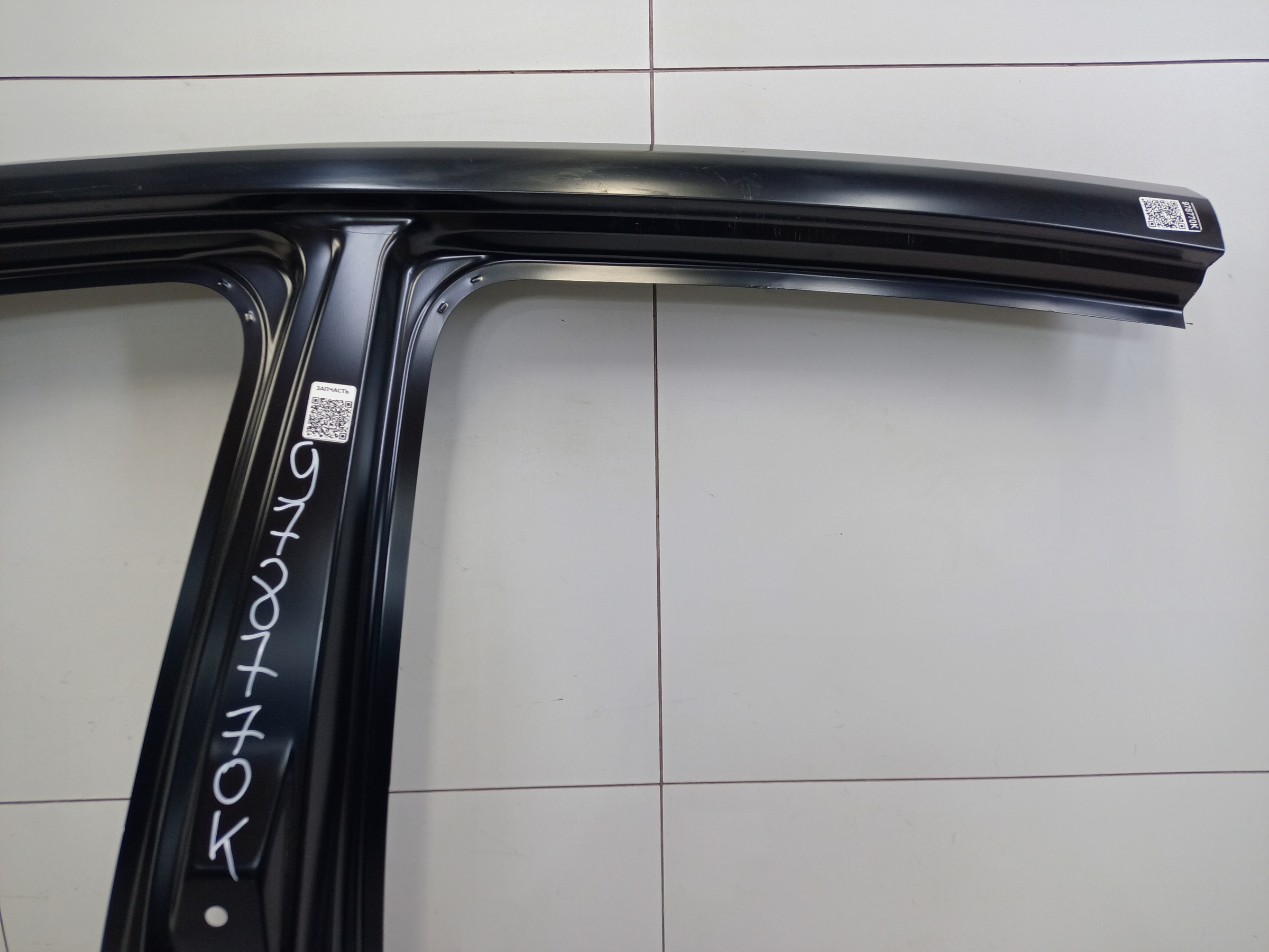 Панель кузова боковая левая Changan UNI-V