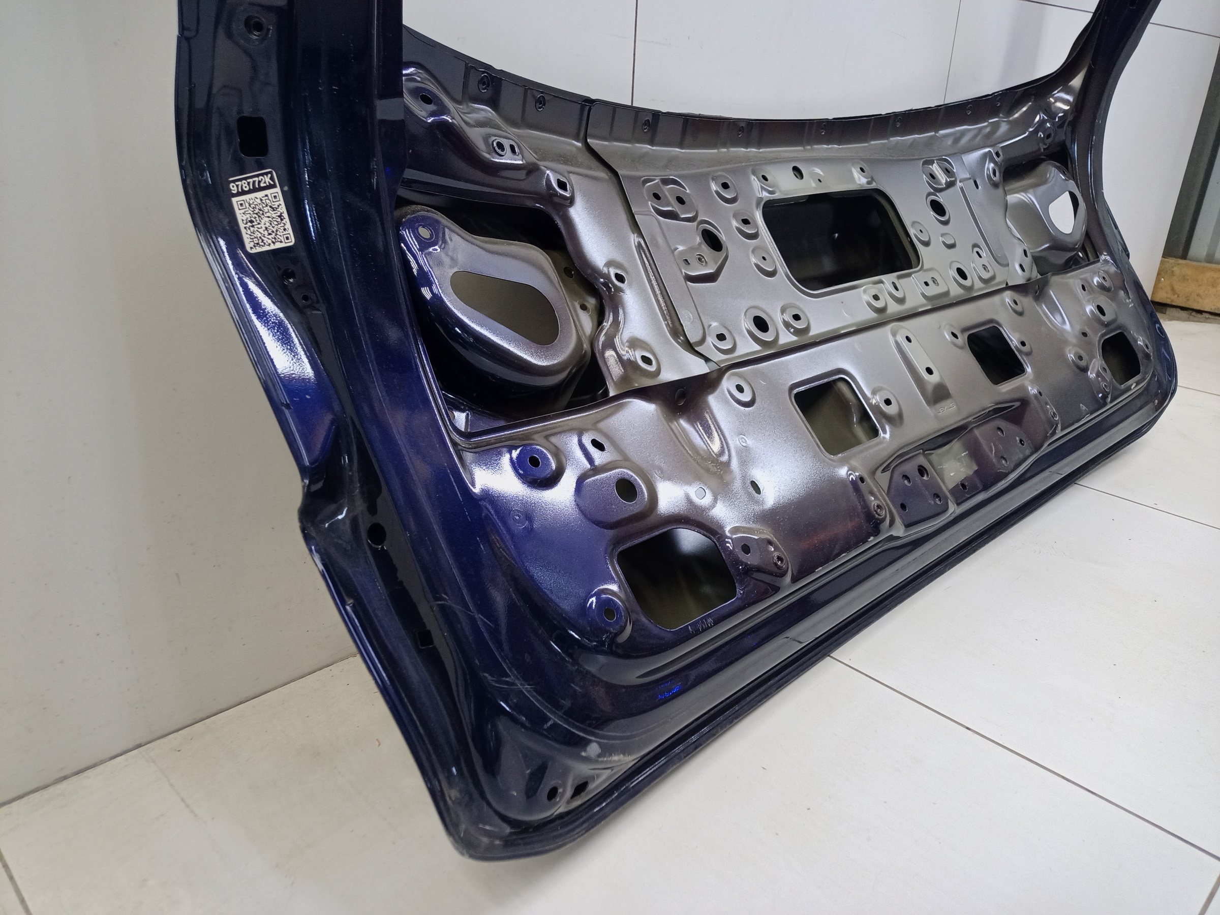 Крышка багажника Lexus RX 4