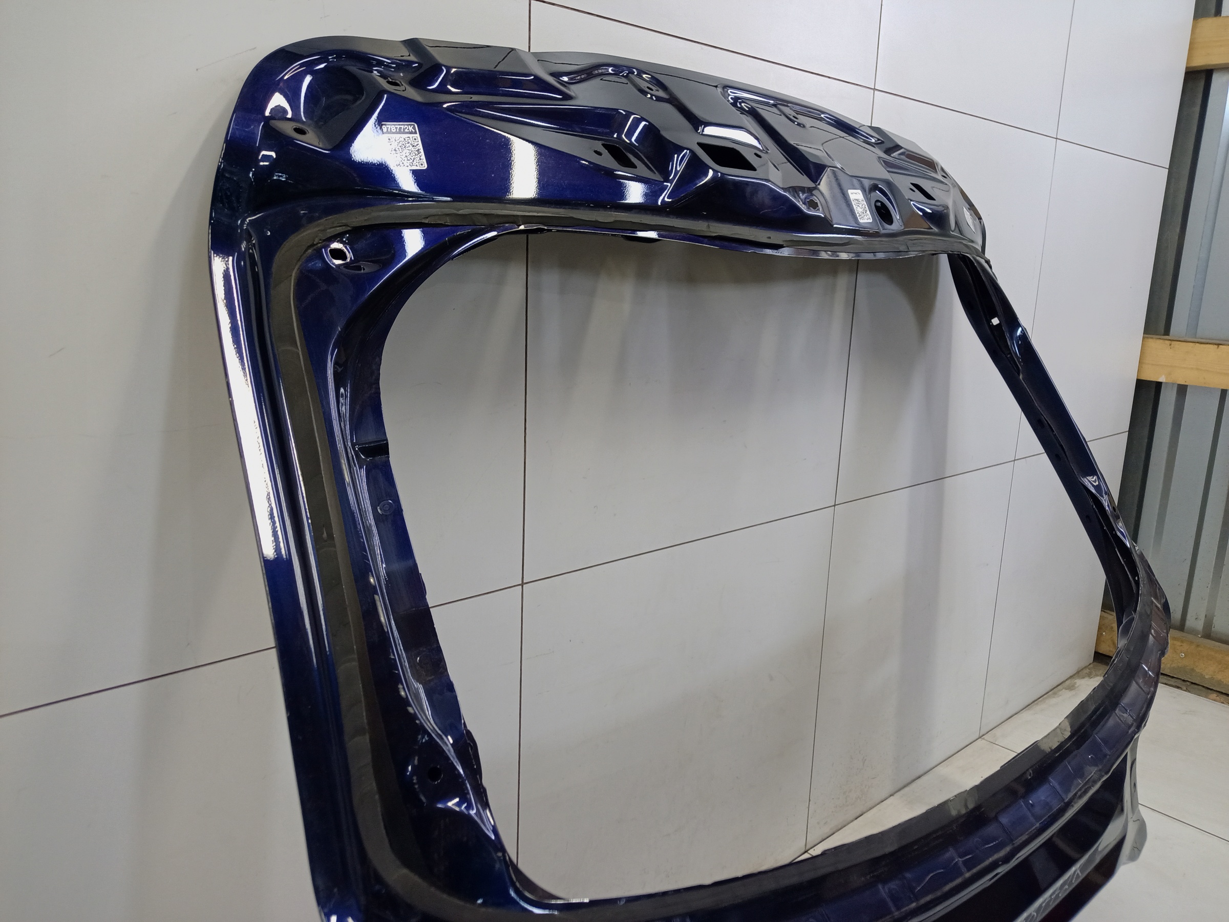 Крышка багажника Lexus RX 4