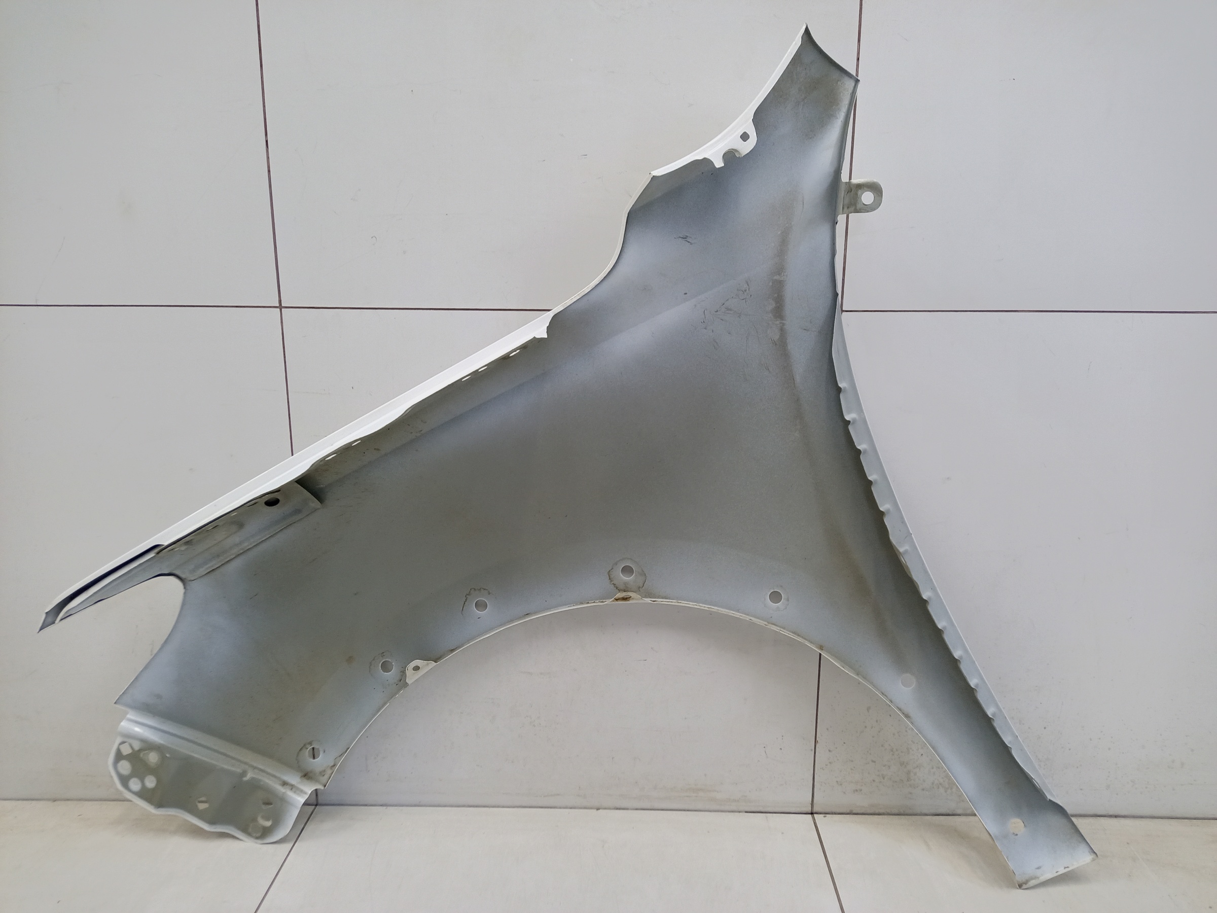 Крыло переднее правое Haval Jolion Restail