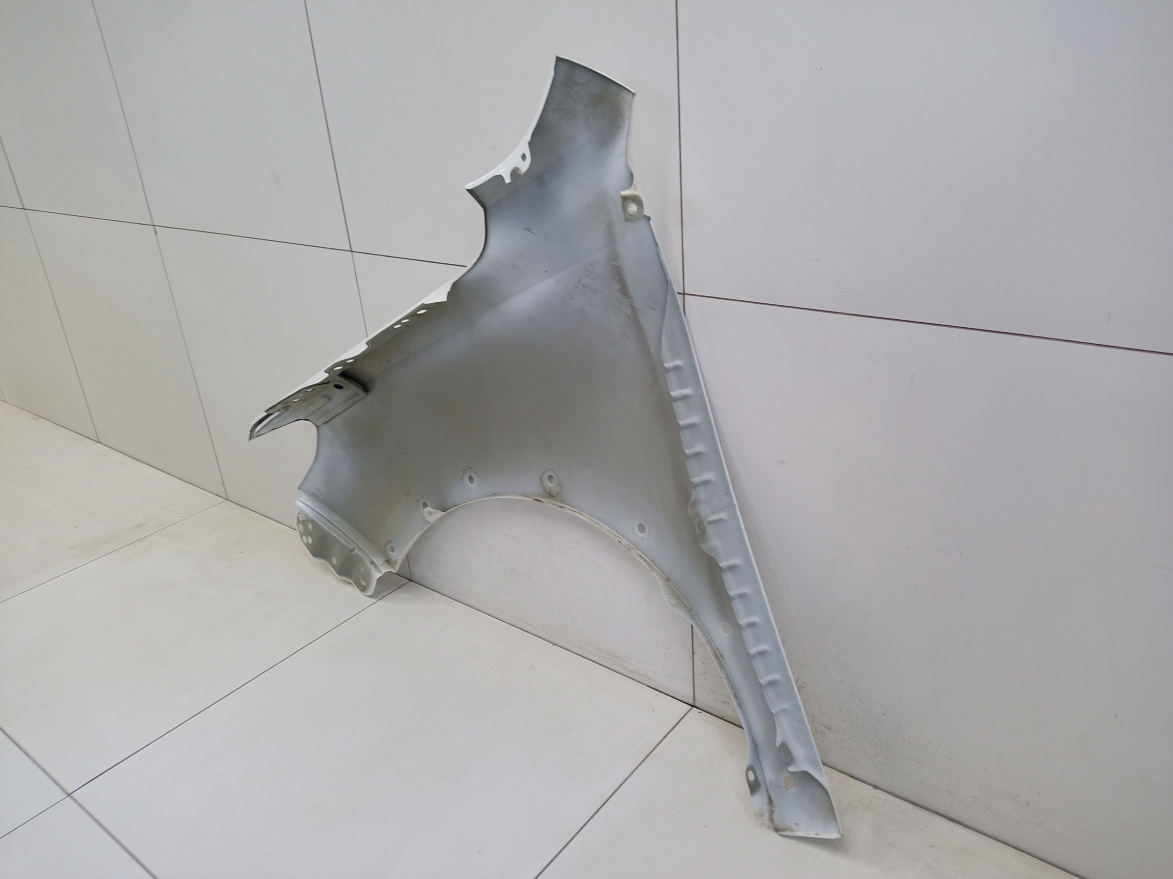 Крыло переднее правое Haval Jolion Restail