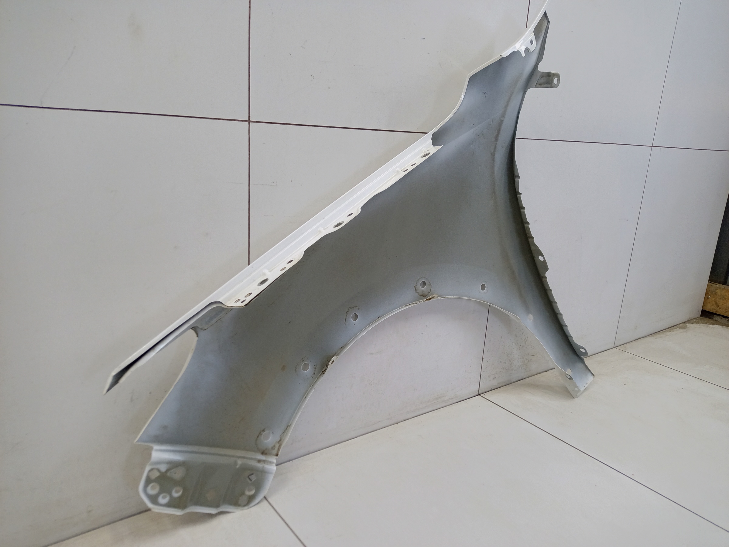 Крыло переднее правое Haval Jolion Restail