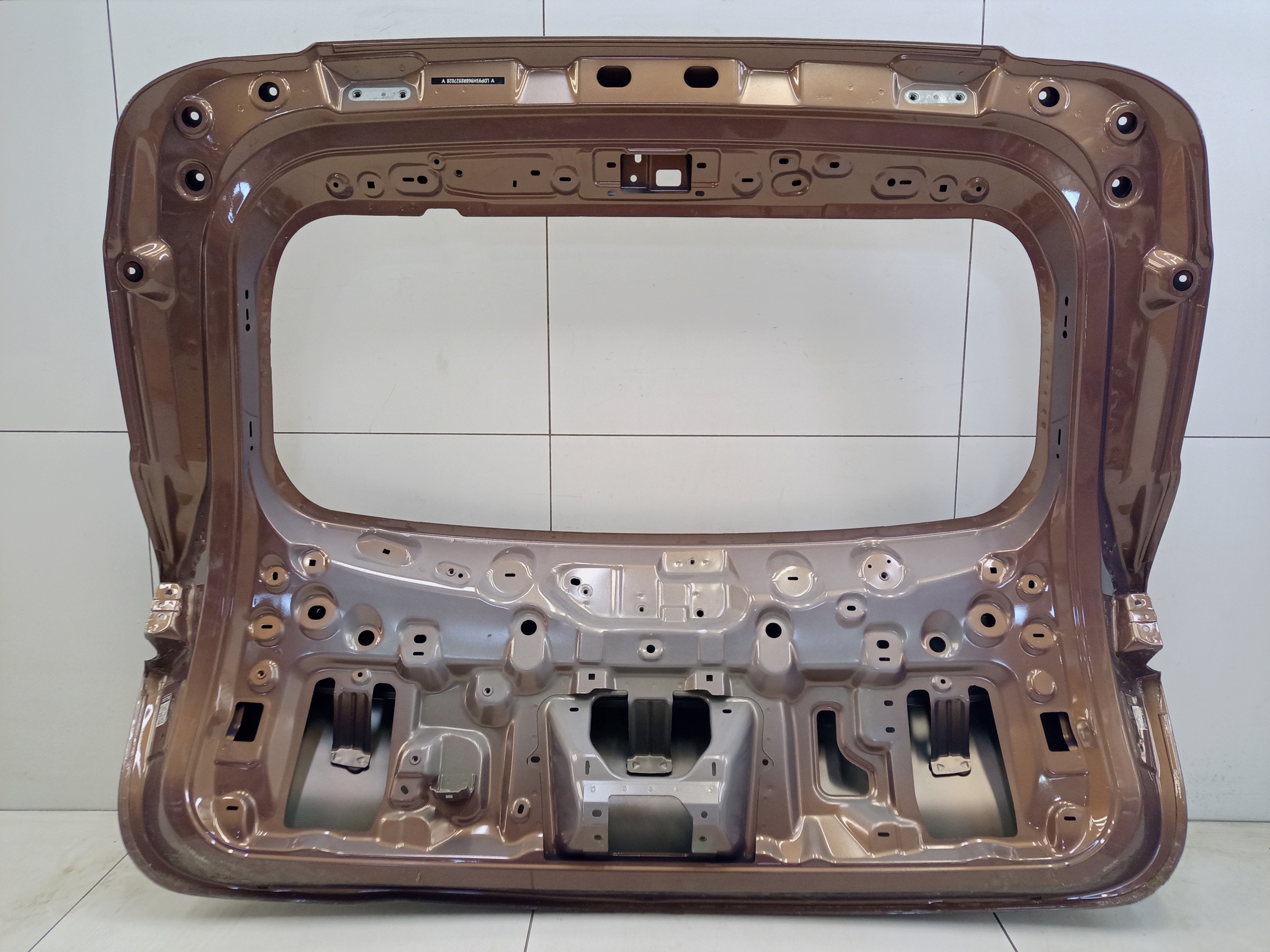 Крышка багажника Voyah Free