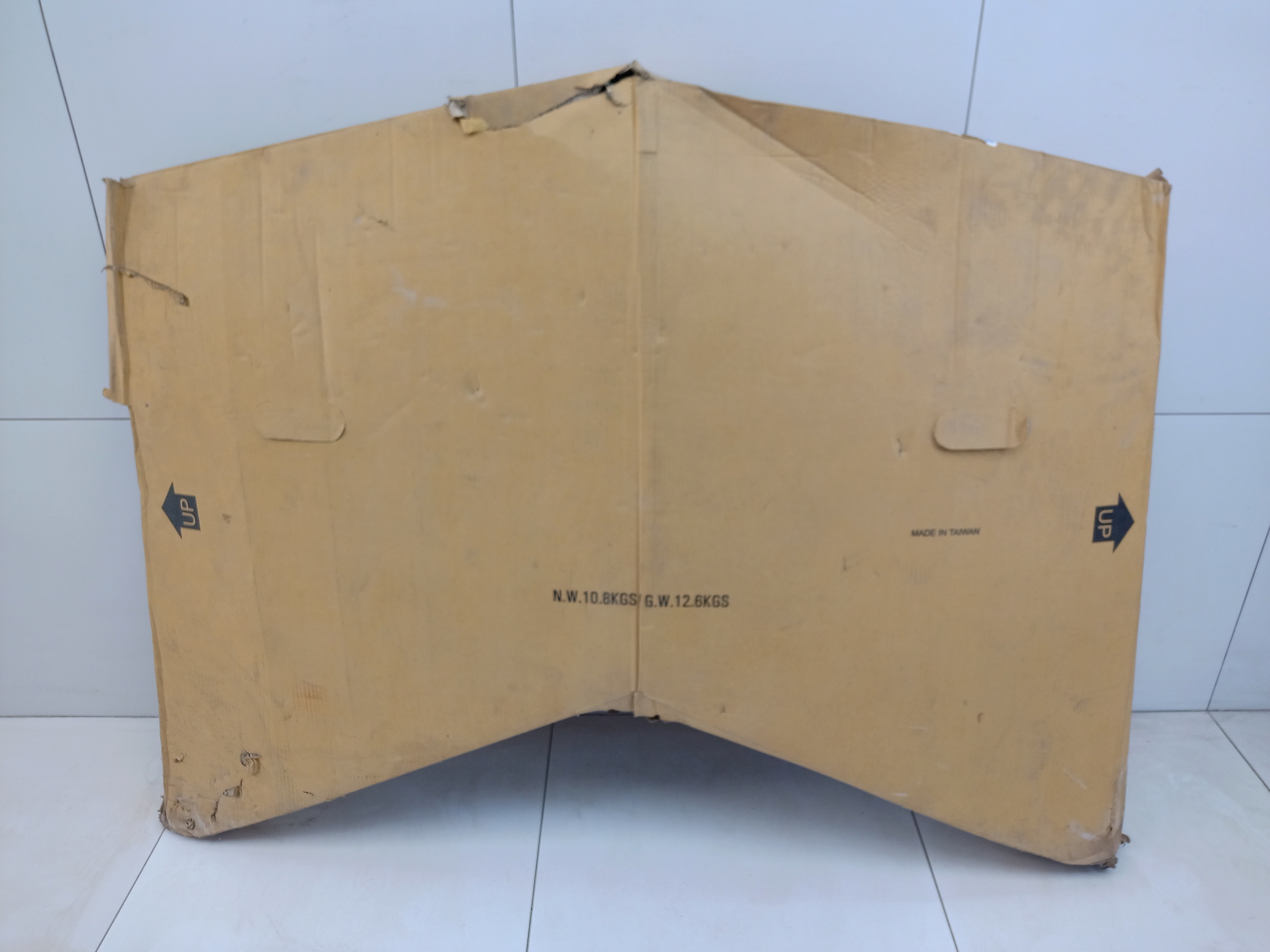 Капот Skoda Fabia 2 " TYG "