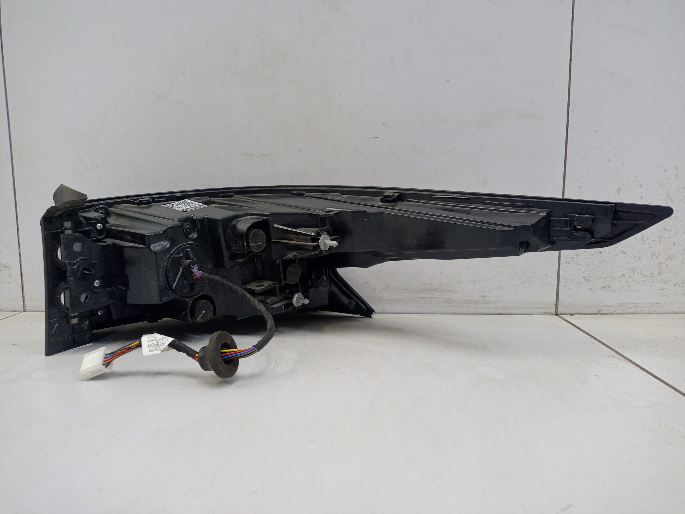 Фонарь задний левый Chery Arrizo 8