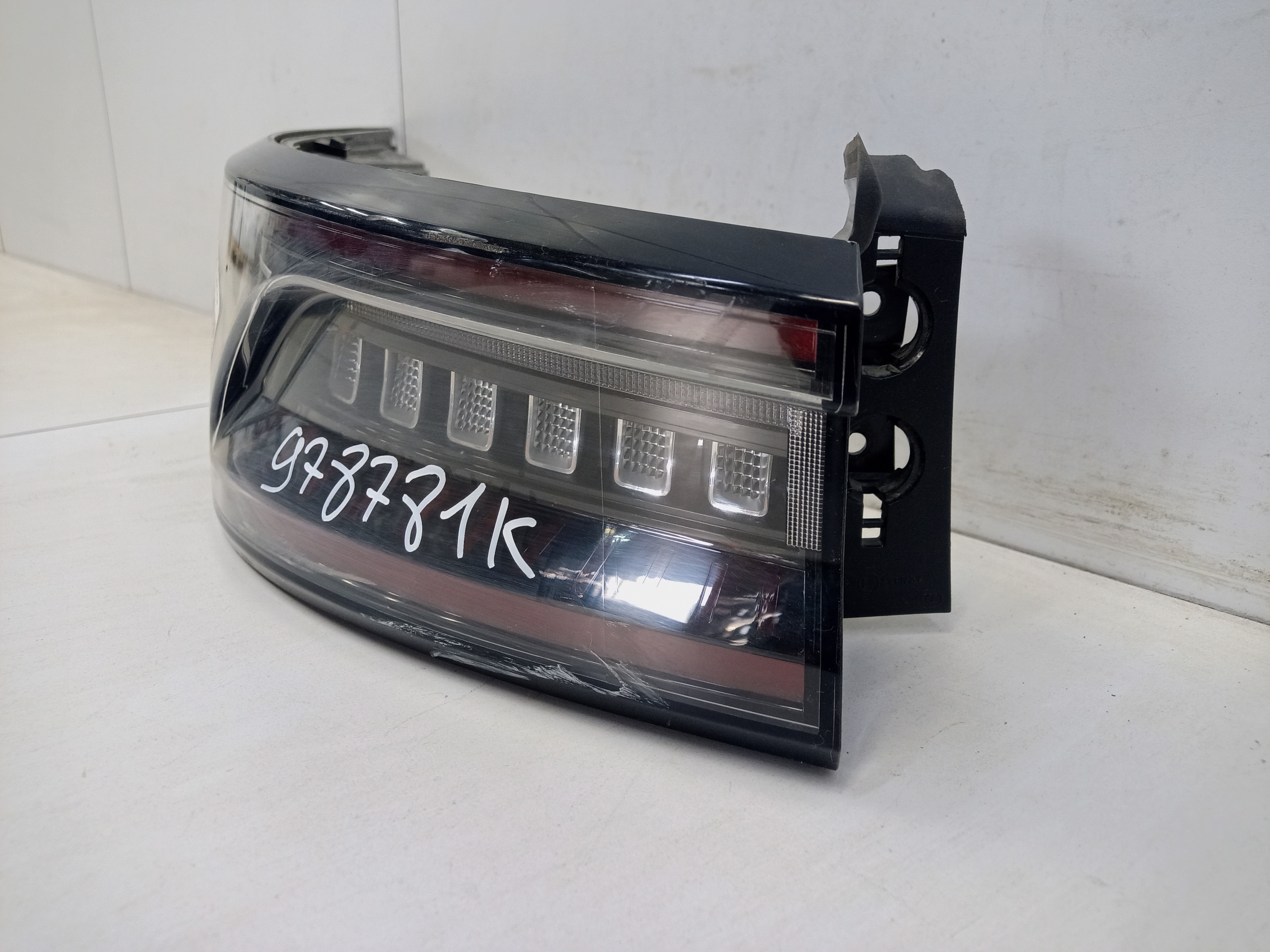 Фонарь задний левый Chery Arrizo 8