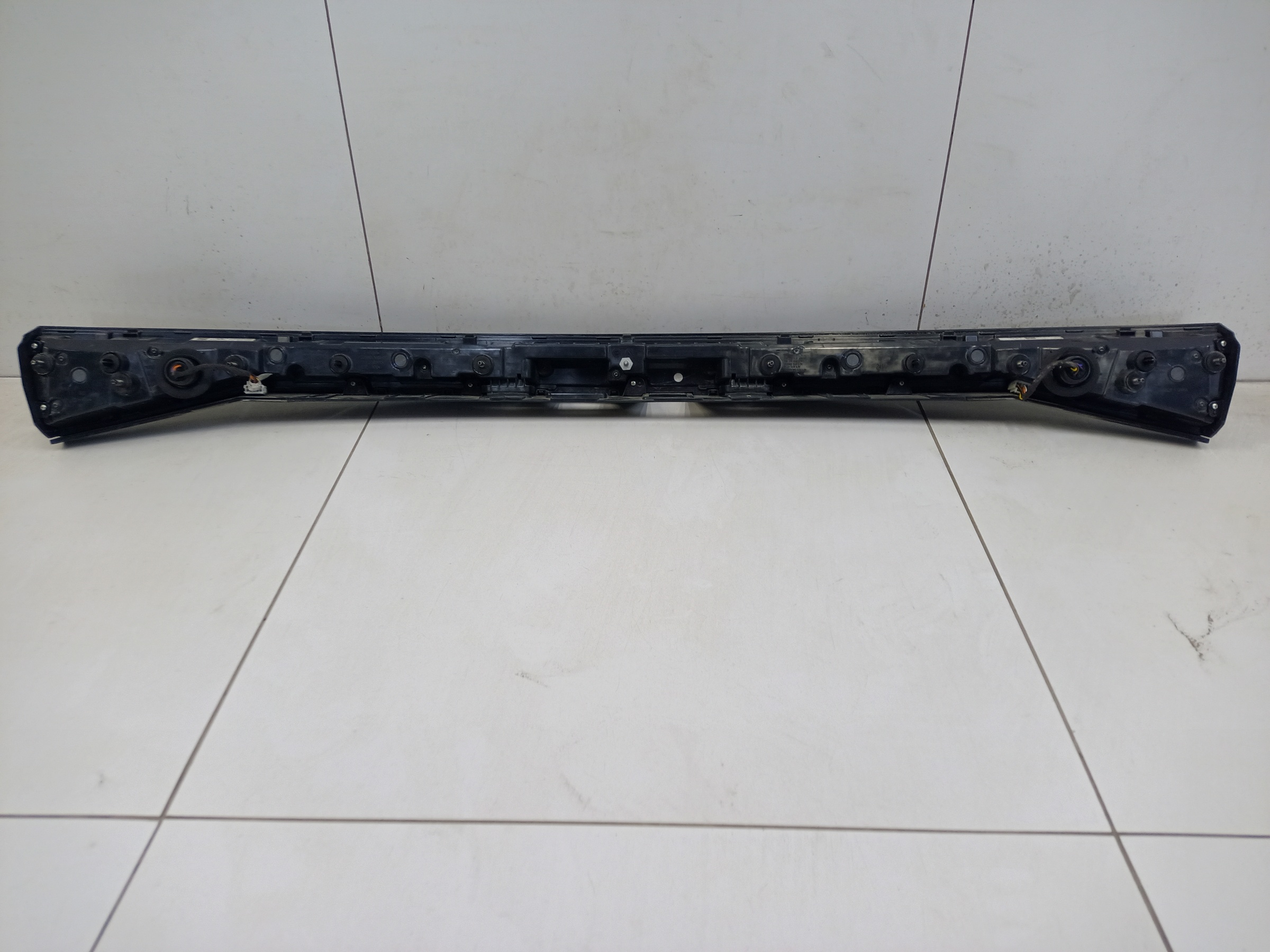 Фонарь крышки багажника центральный Chery Arrizo 8 LED