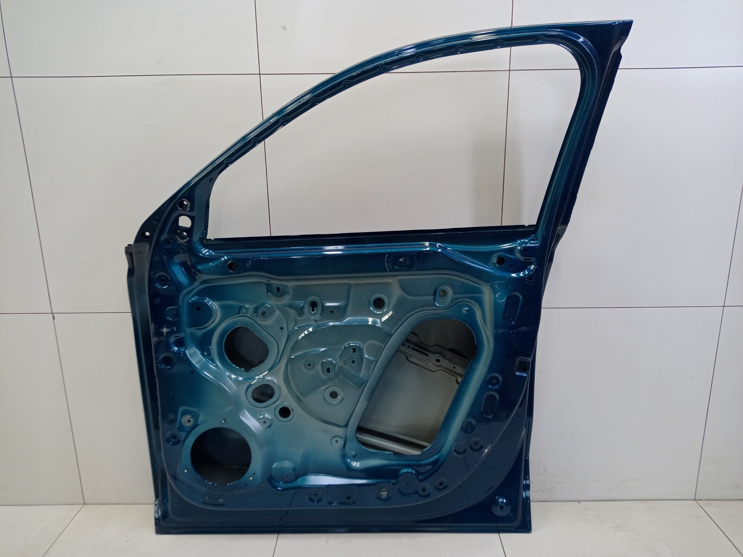 Дверь передняя правая Geely Monjaro