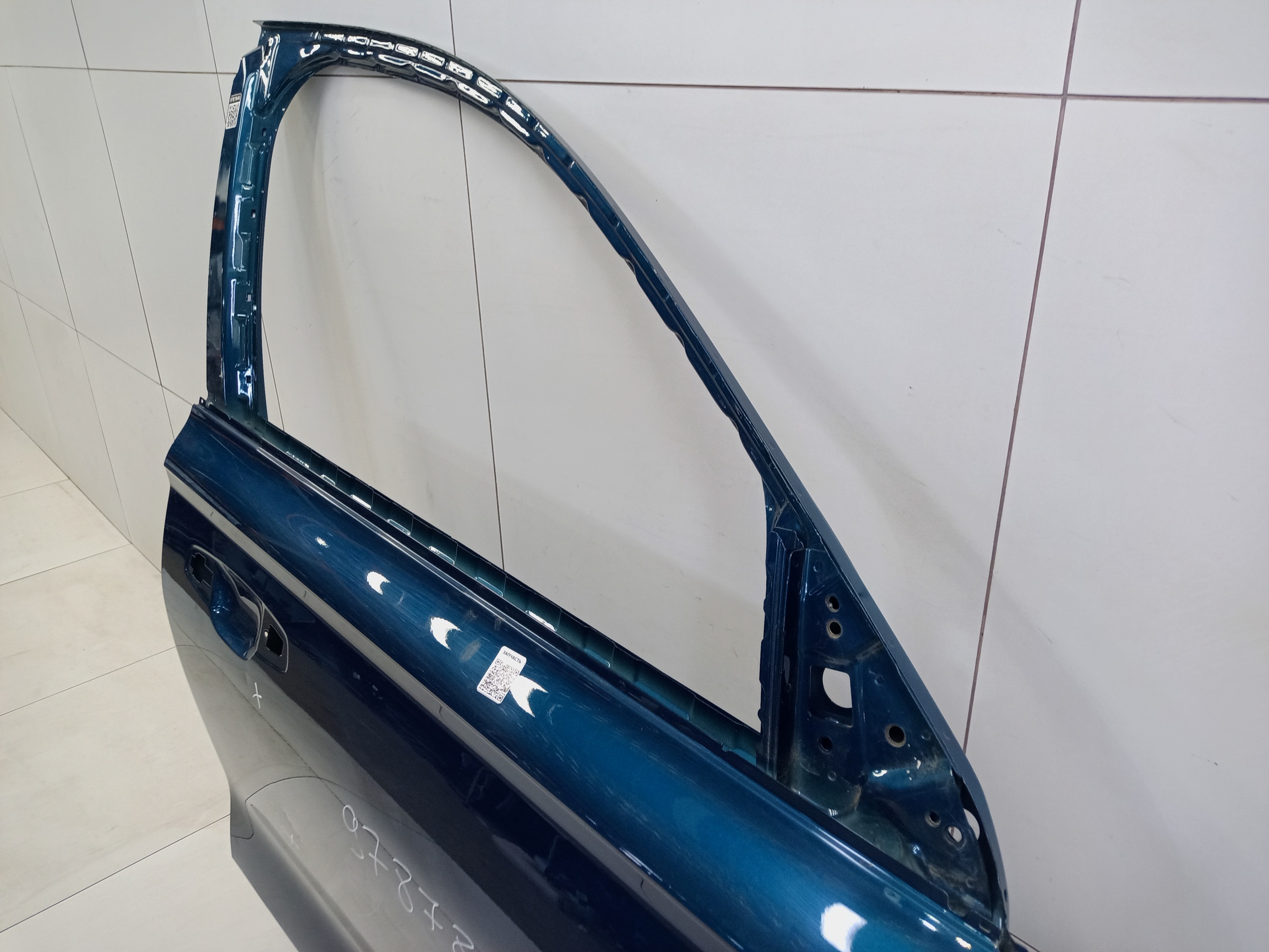 Дверь передняя правая Geely Monjaro