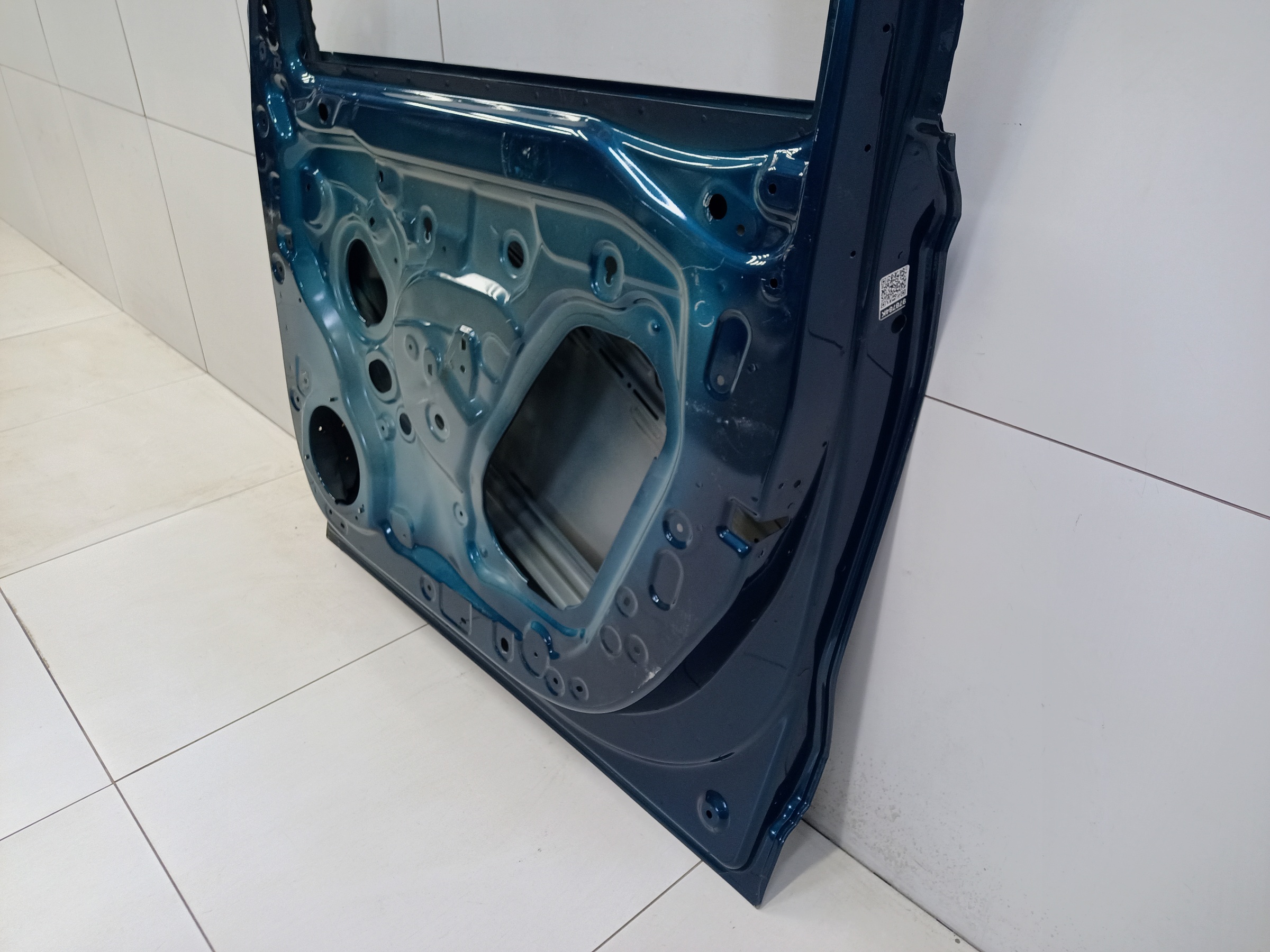 Дверь передняя правая Geely Monjaro