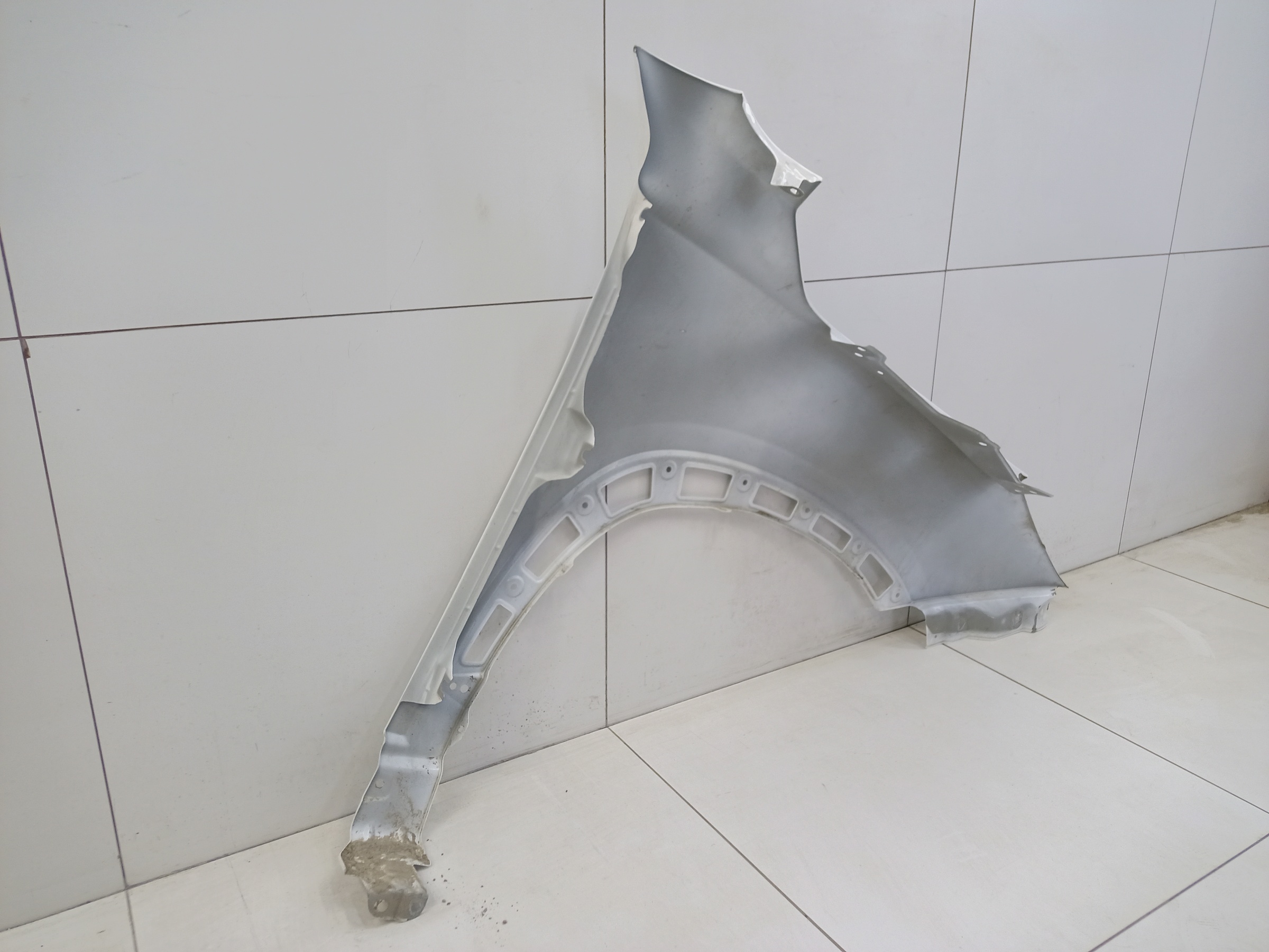 Крыло переднее левое Exeed LX