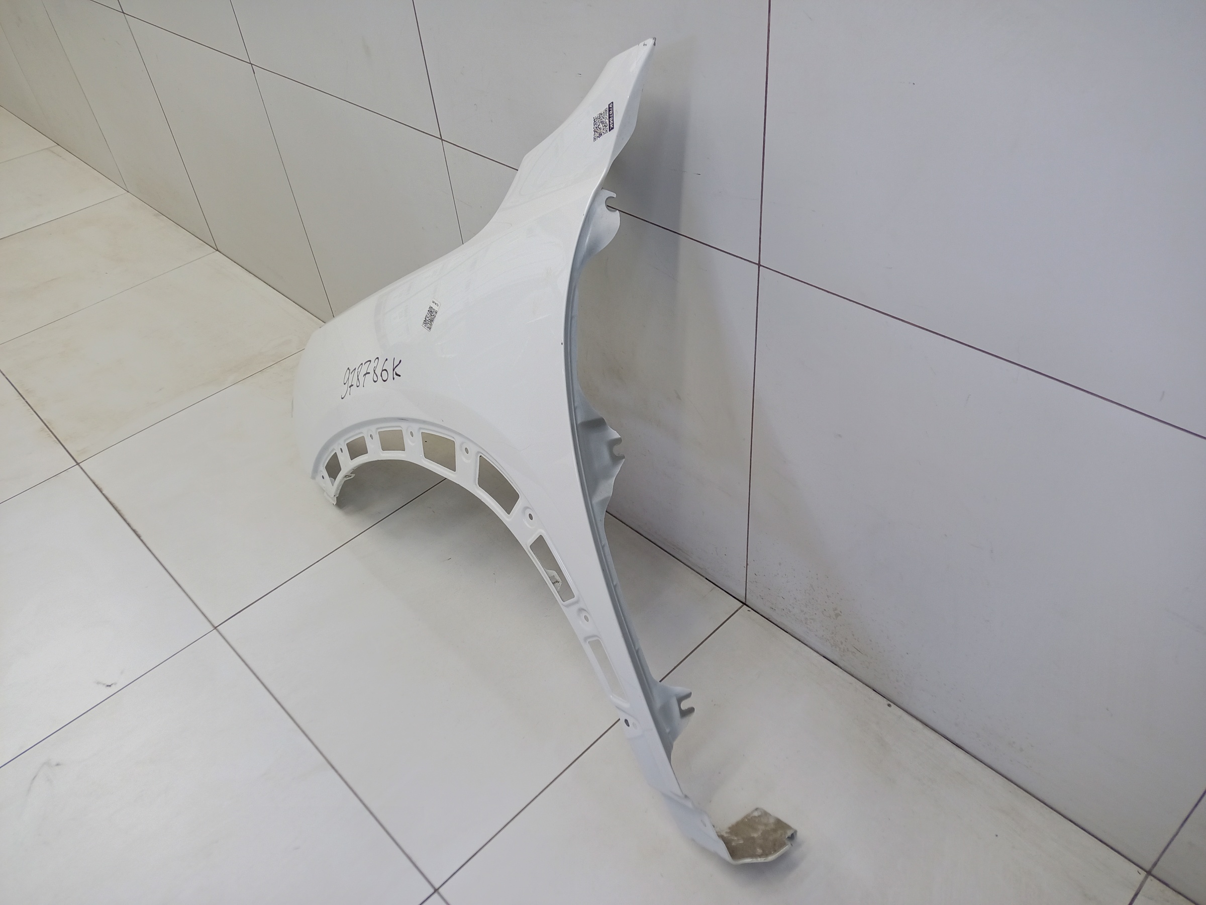 Крыло переднее левое Exeed LX