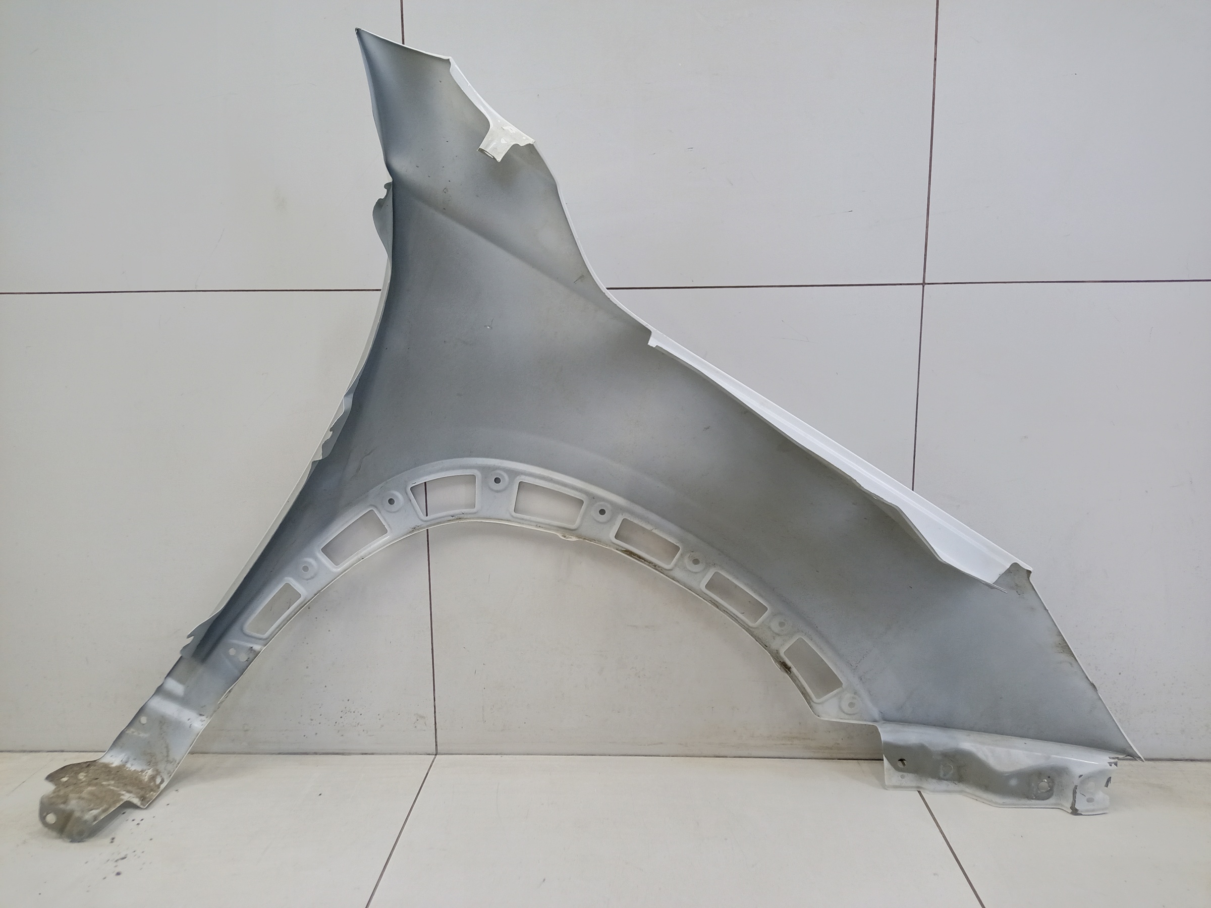 Крыло переднее левое Exeed LX