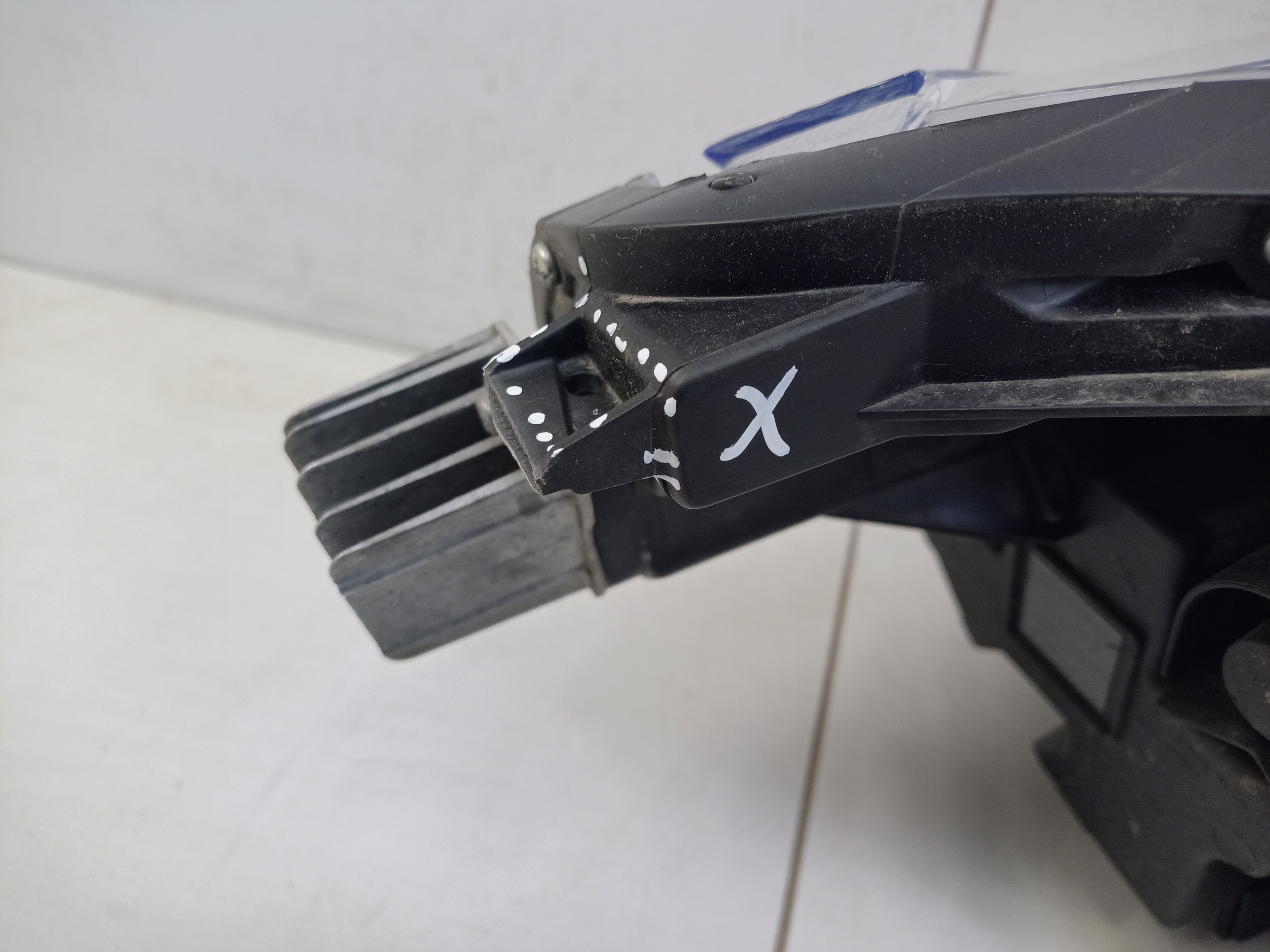 Фара передняя левая Haval M6 2 LED